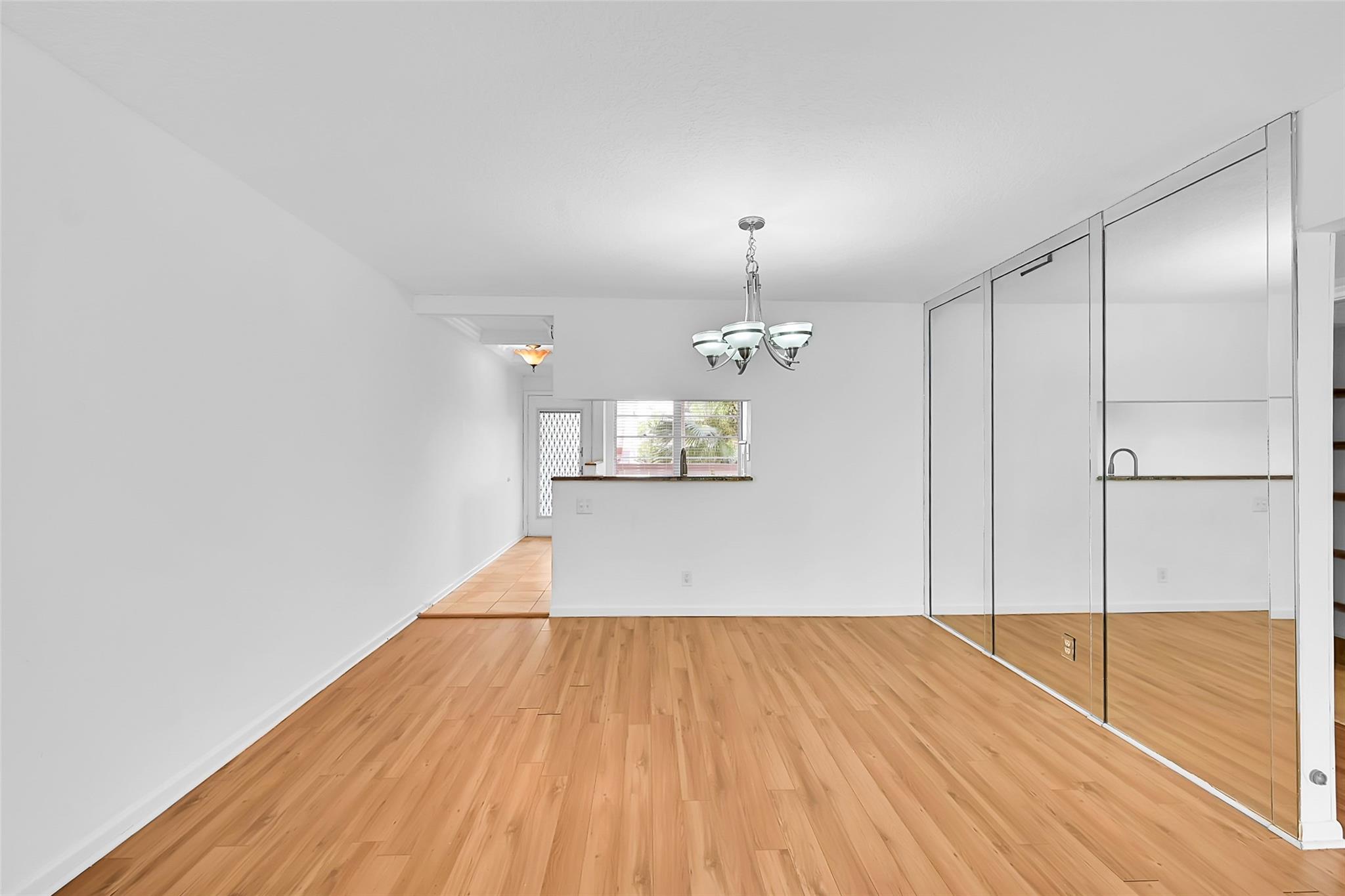 2401 Antigua Cir B3