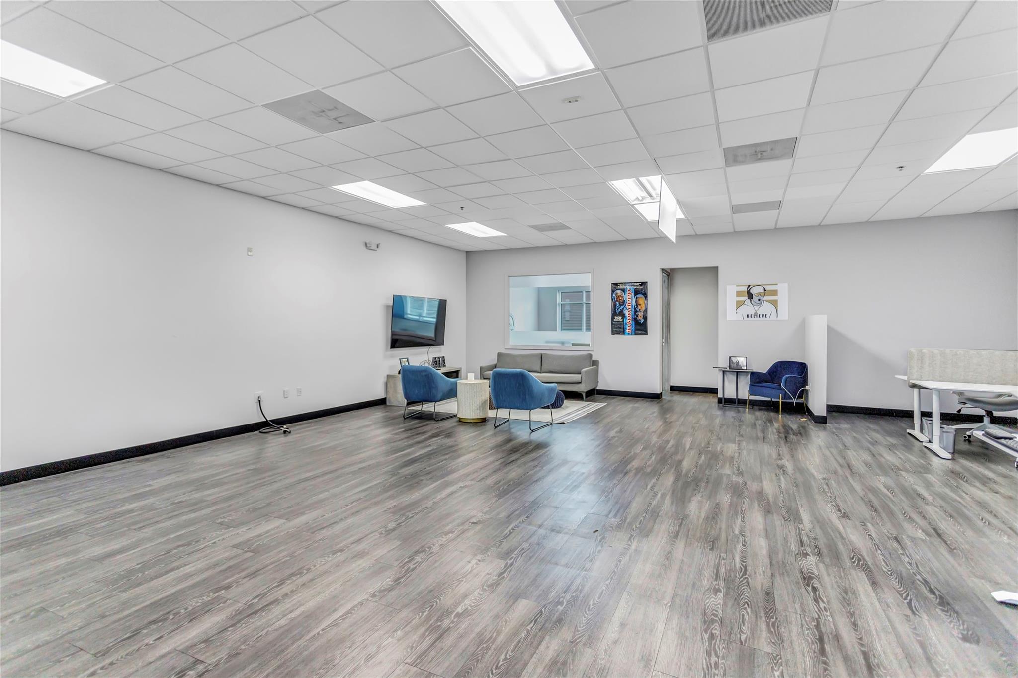 601 N Congress Av 437