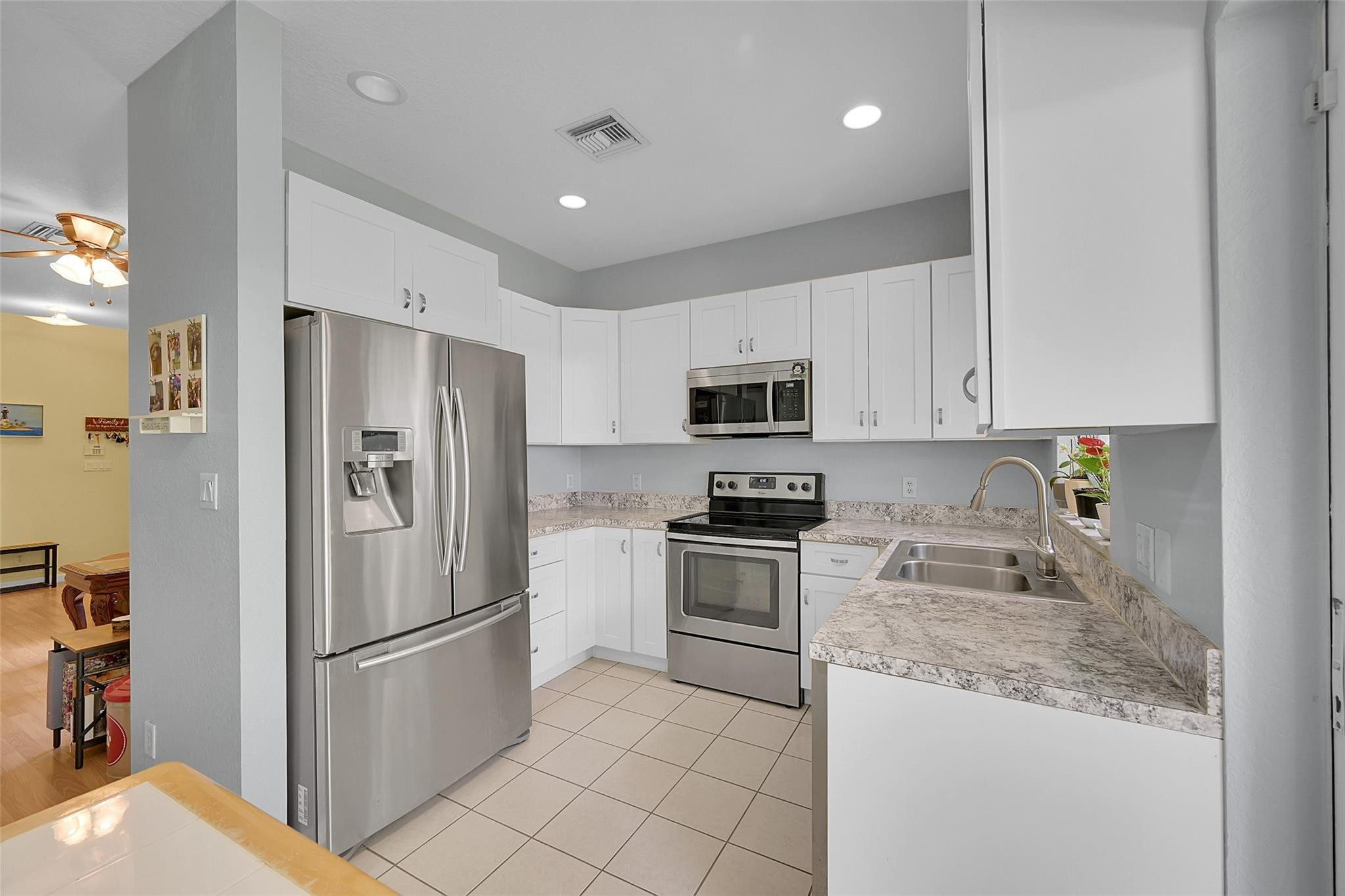 11480 NW 45th St 11480