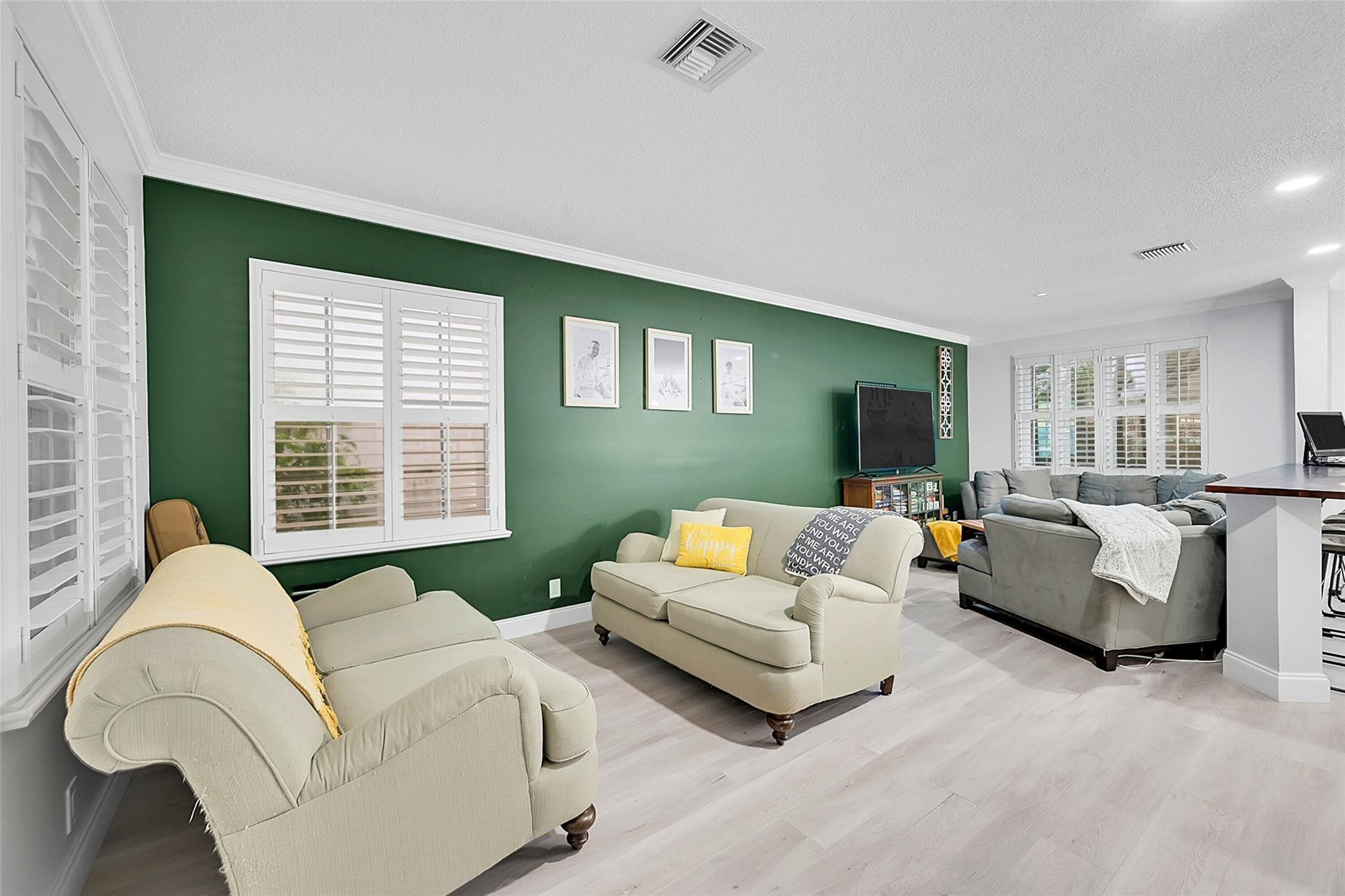 5022 Ibis Pl