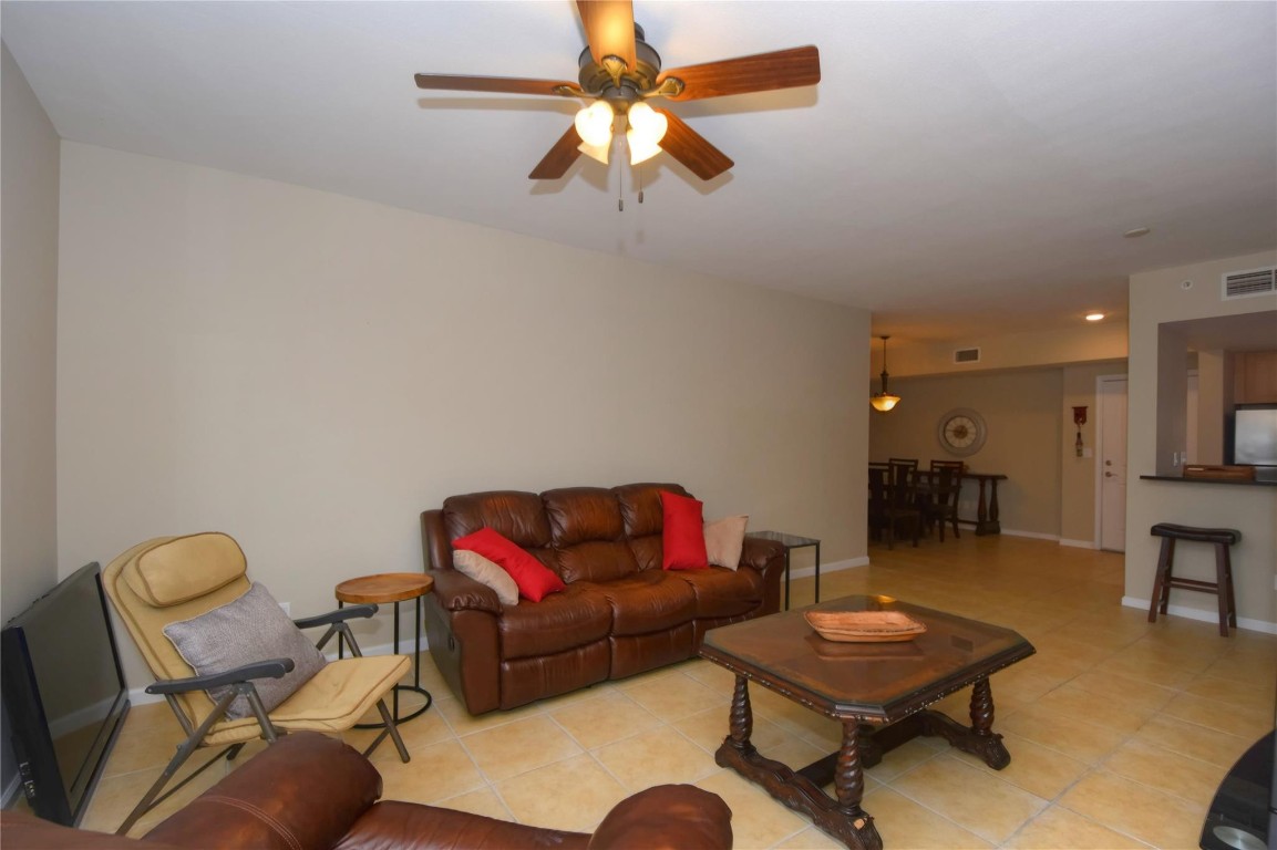 511 SE 5 Avenue 2002