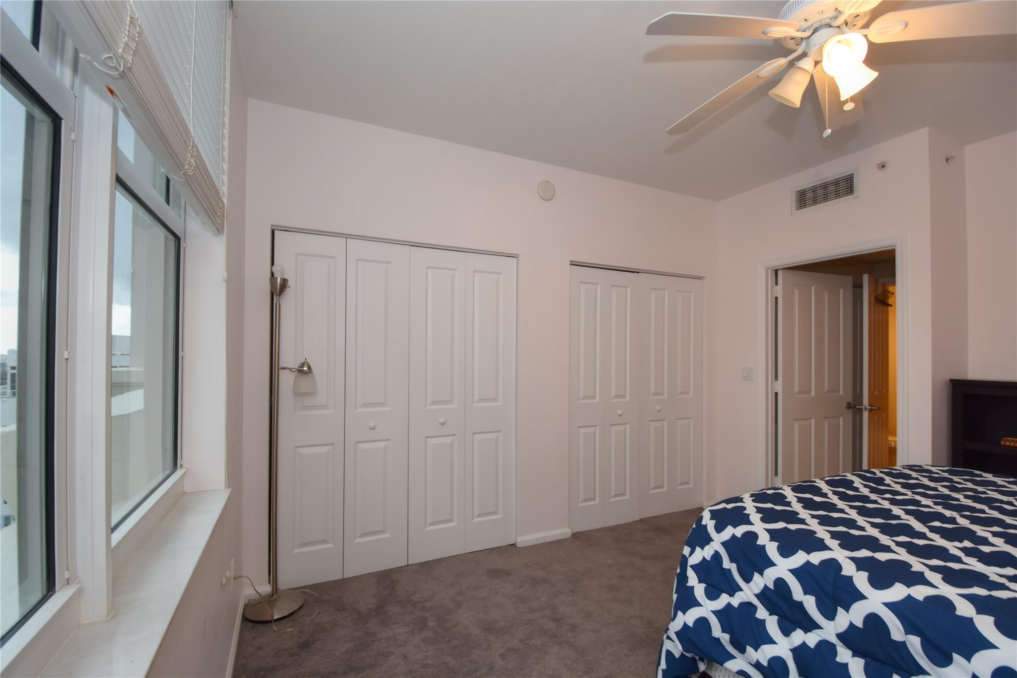 511 SE 5 Avenue 2002