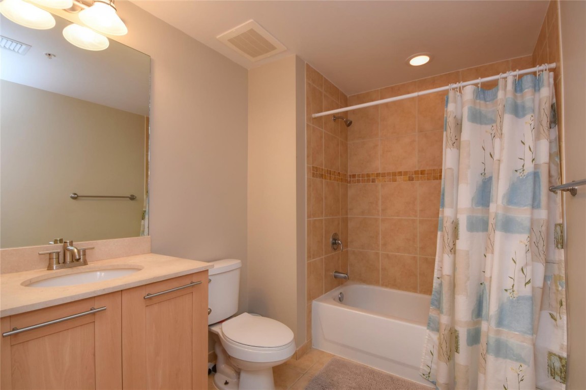 511 SE 5 Avenue 2002