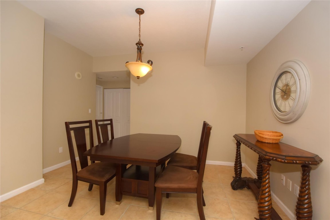 511 SE 5 Avenue 2002