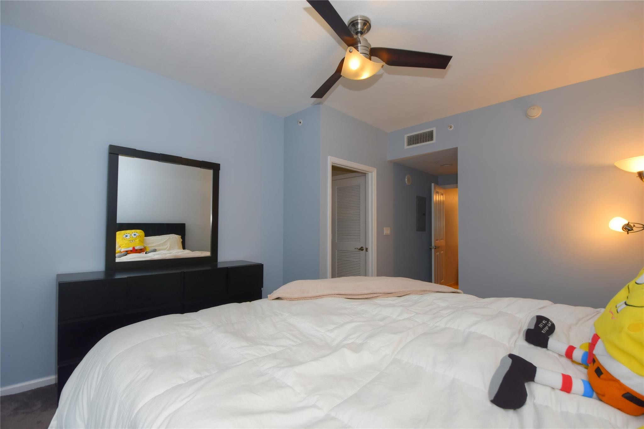 511 SE 5 Avenue 2002