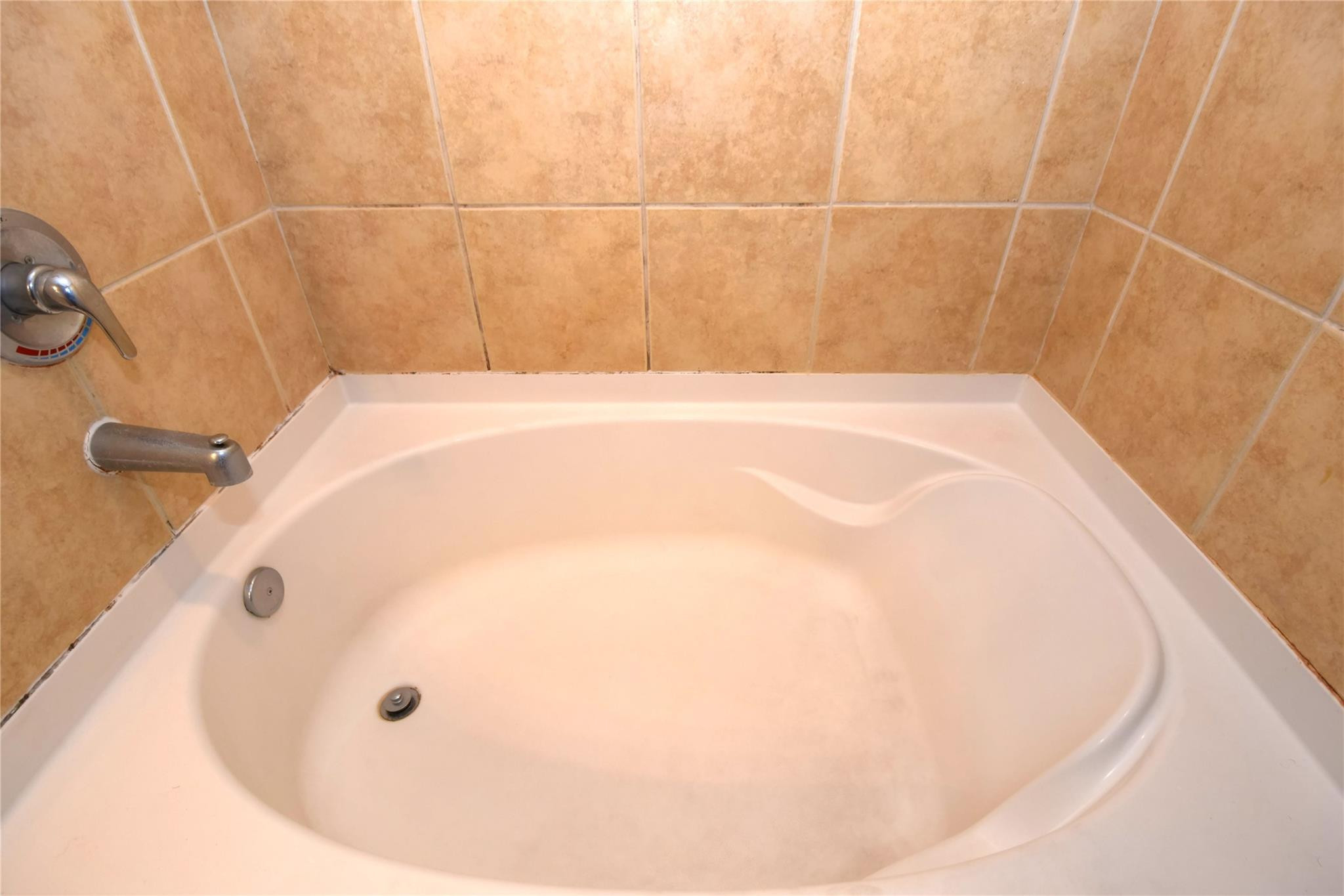 511 SE 5 Avenue 2002