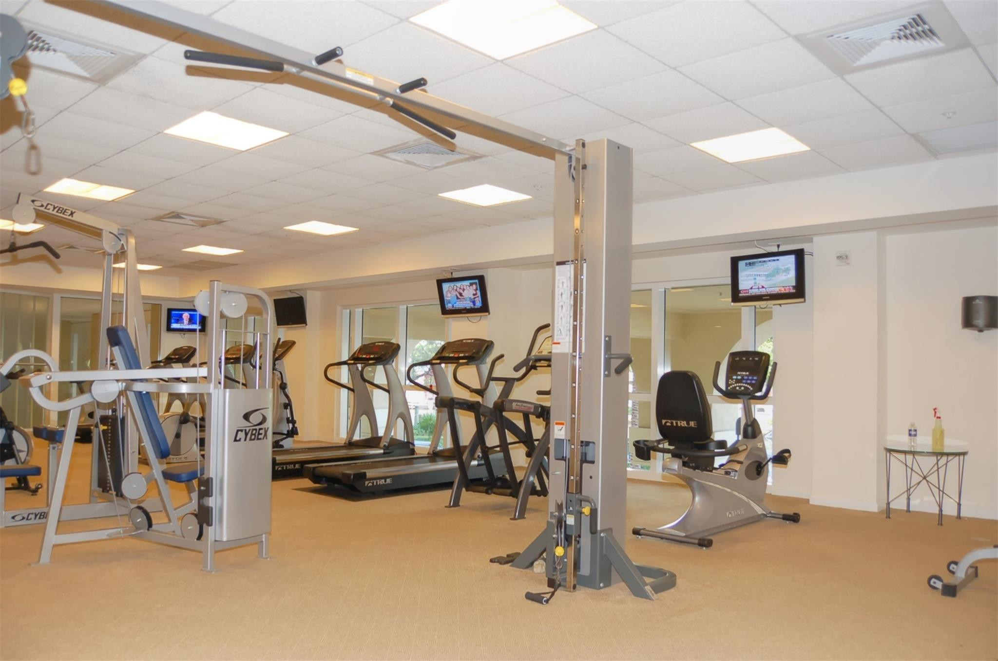 511 SE 5 Avenue 2002