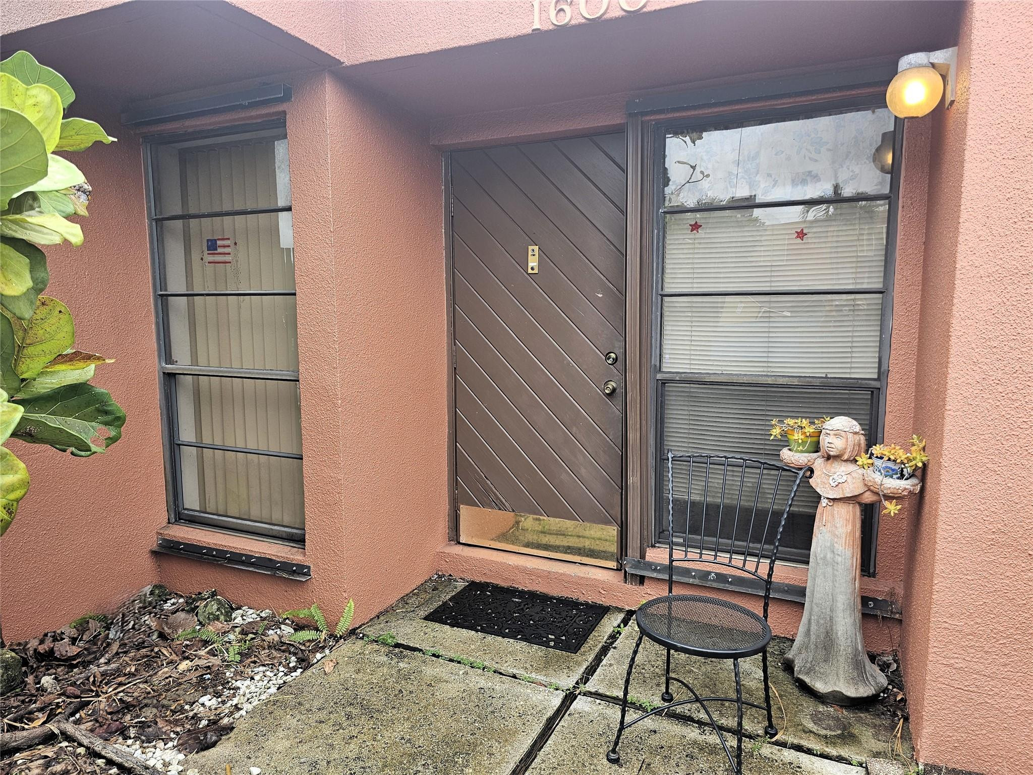 1600 Fairway Rd 1600