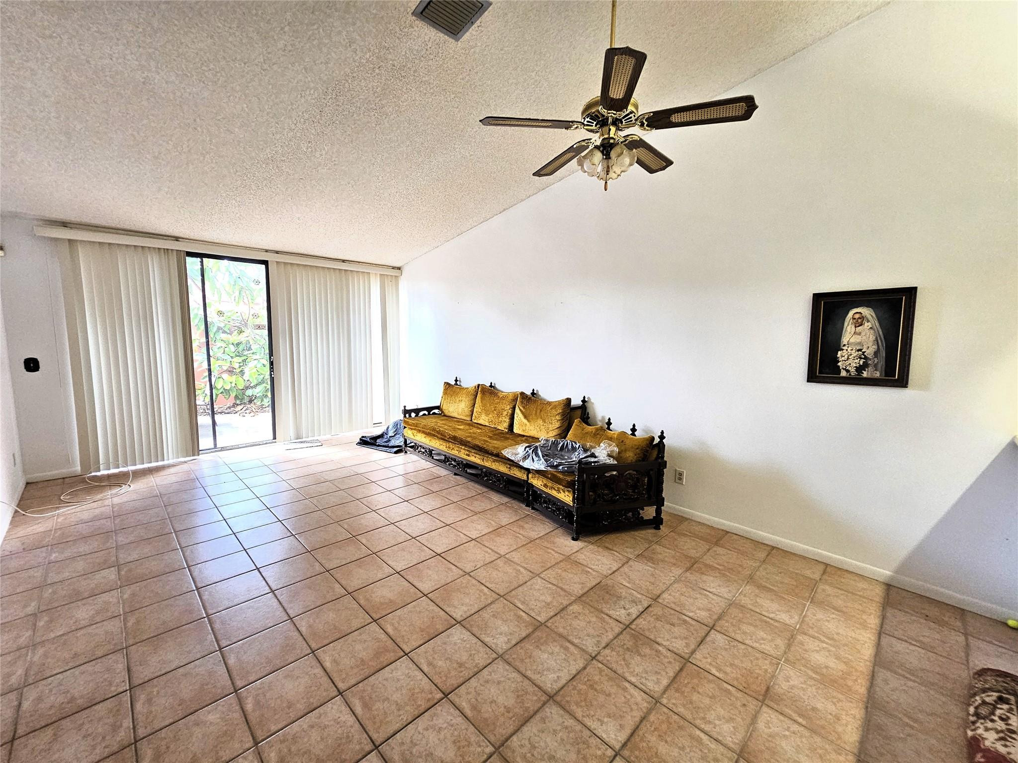 1600 Fairway Rd 1600