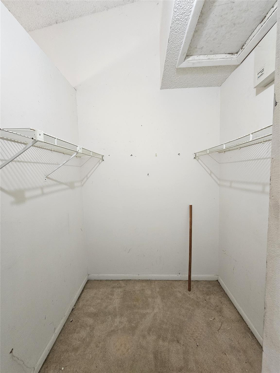 1600 Fairway Rd 1600