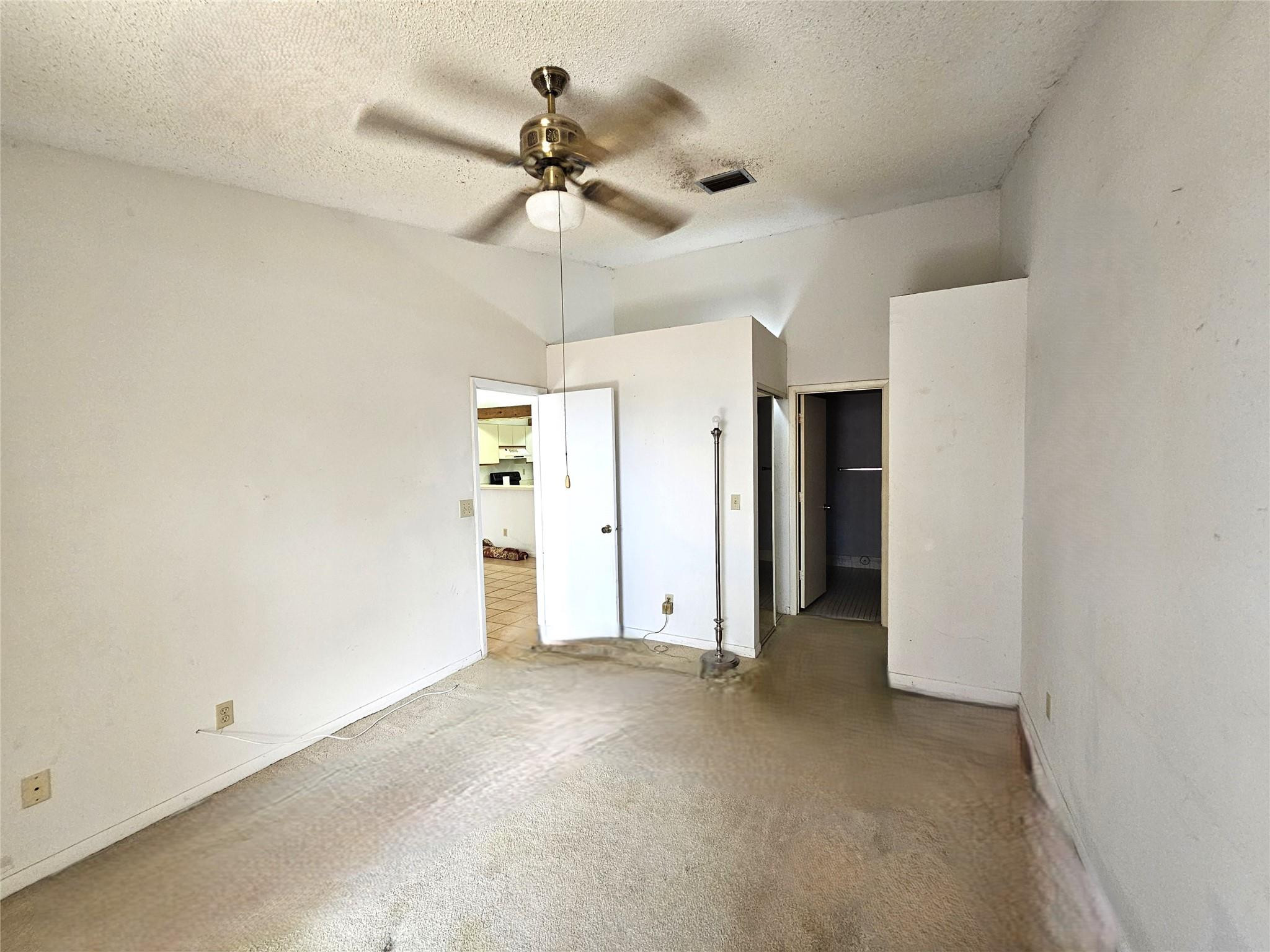 1600 Fairway Rd 1600