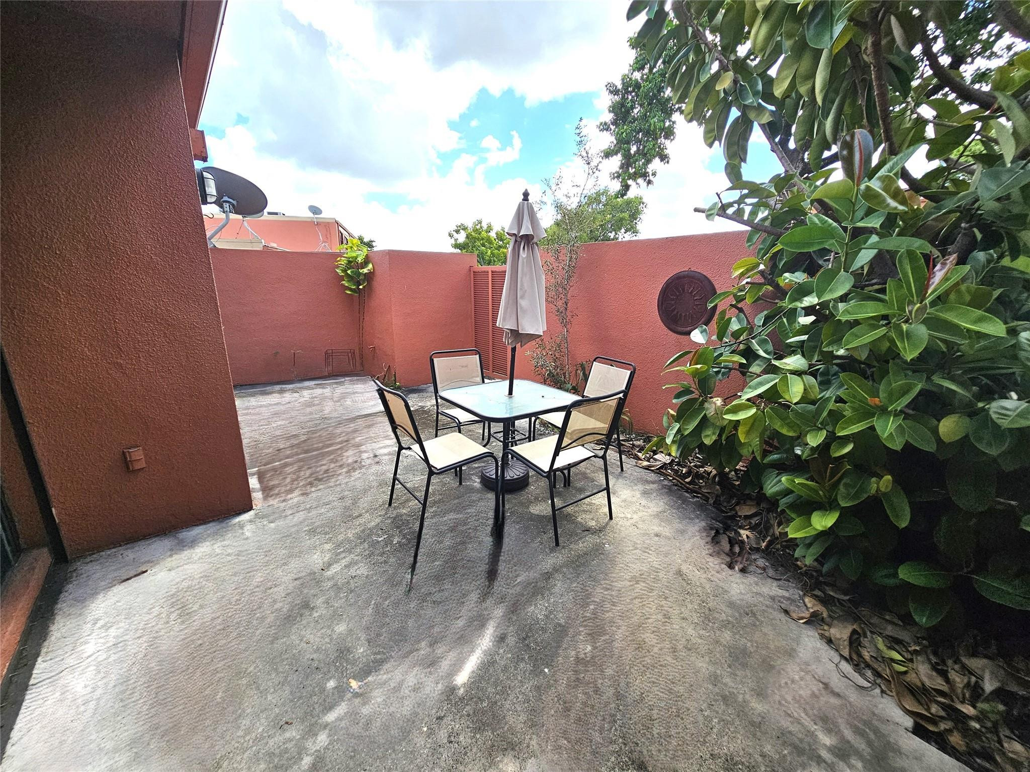 1600 Fairway Rd 1600