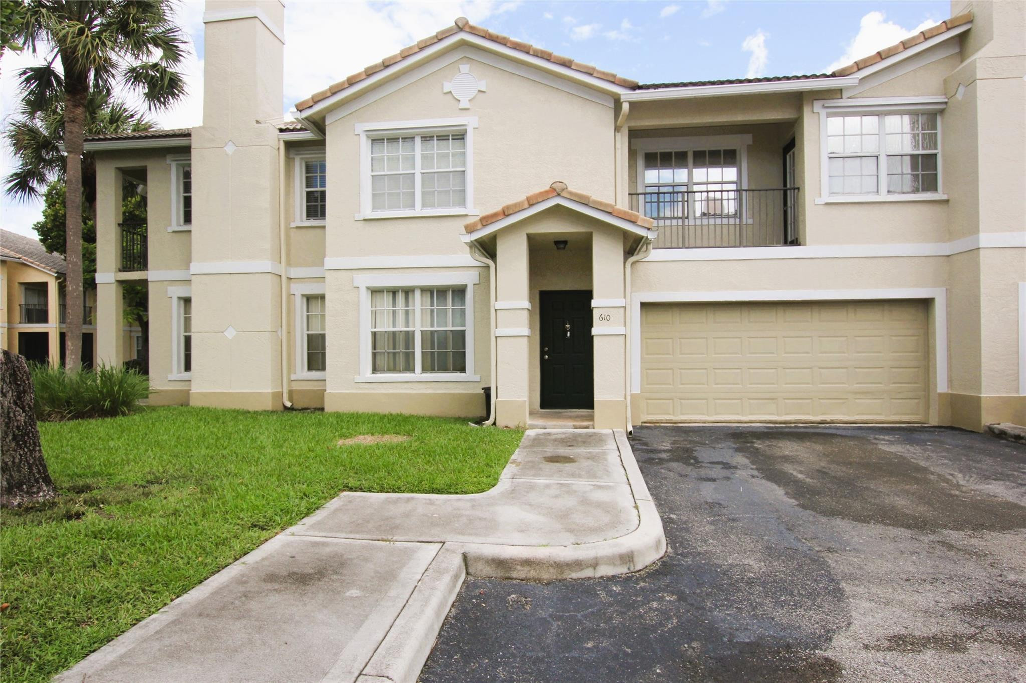 610 Belmont Ln