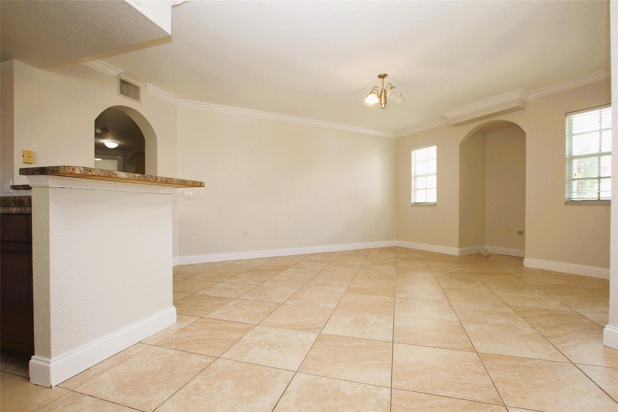 610 Belmont Ln