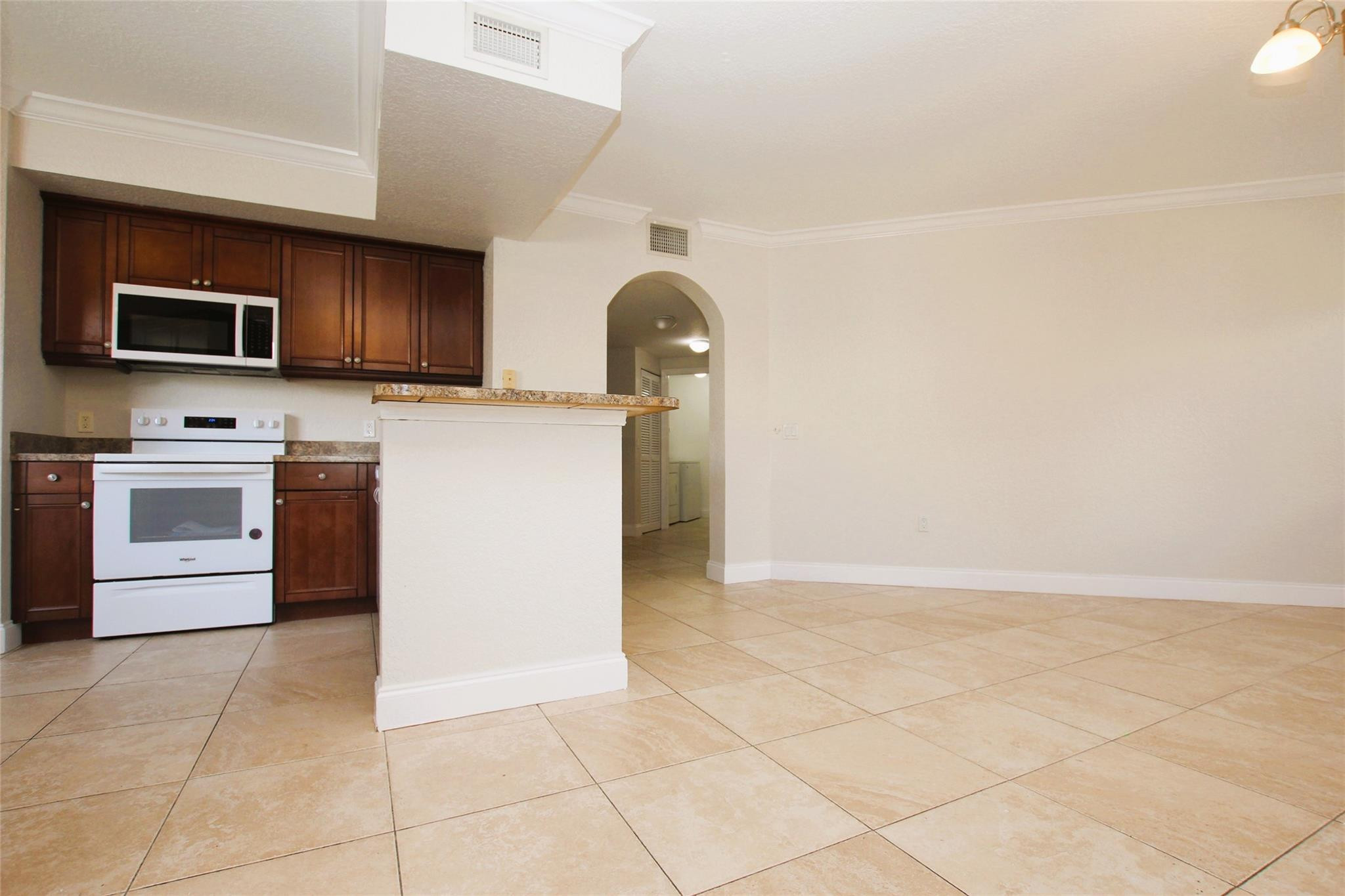 610 Belmont Ln