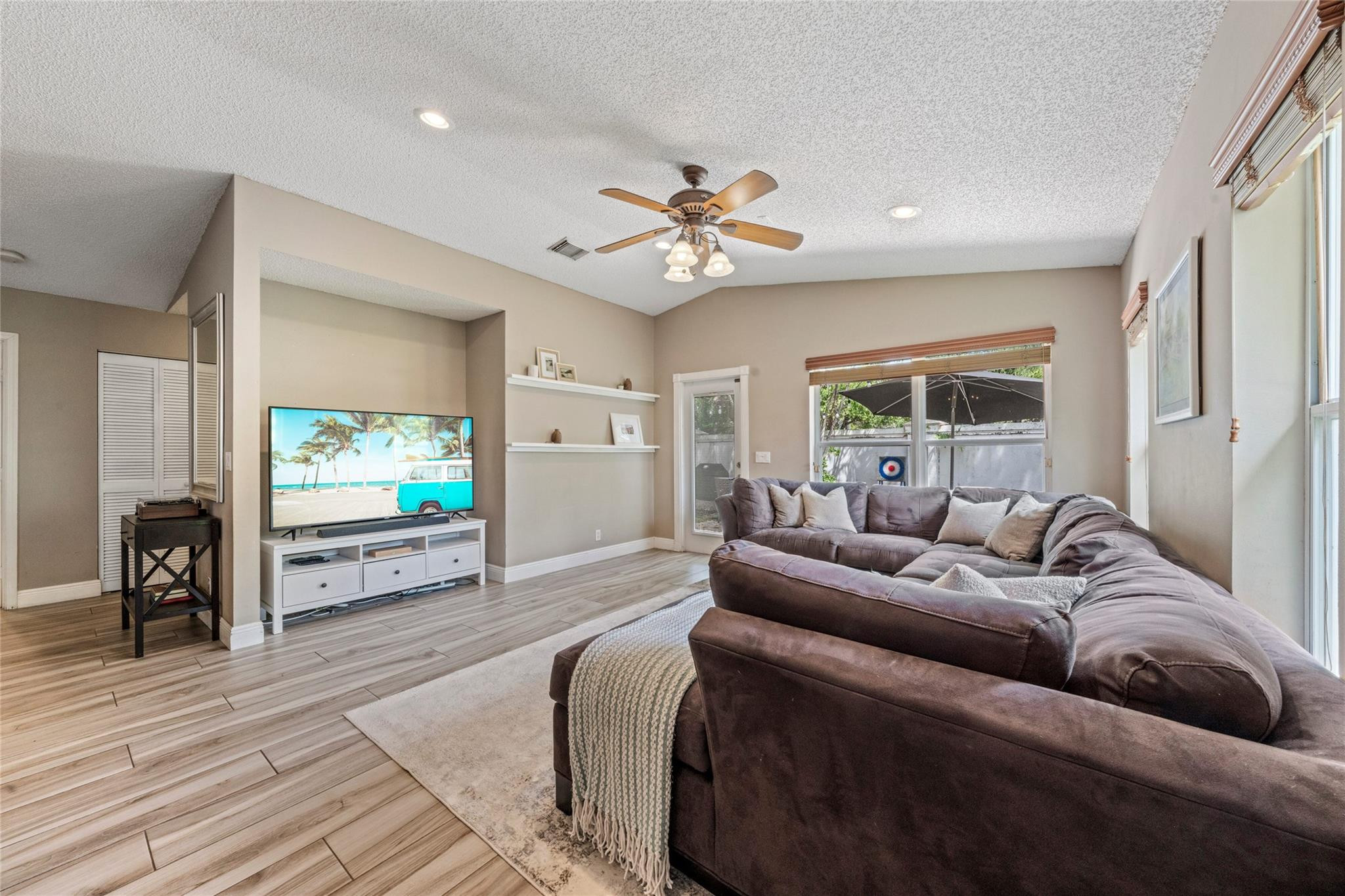 4141 NW 62nd Dr