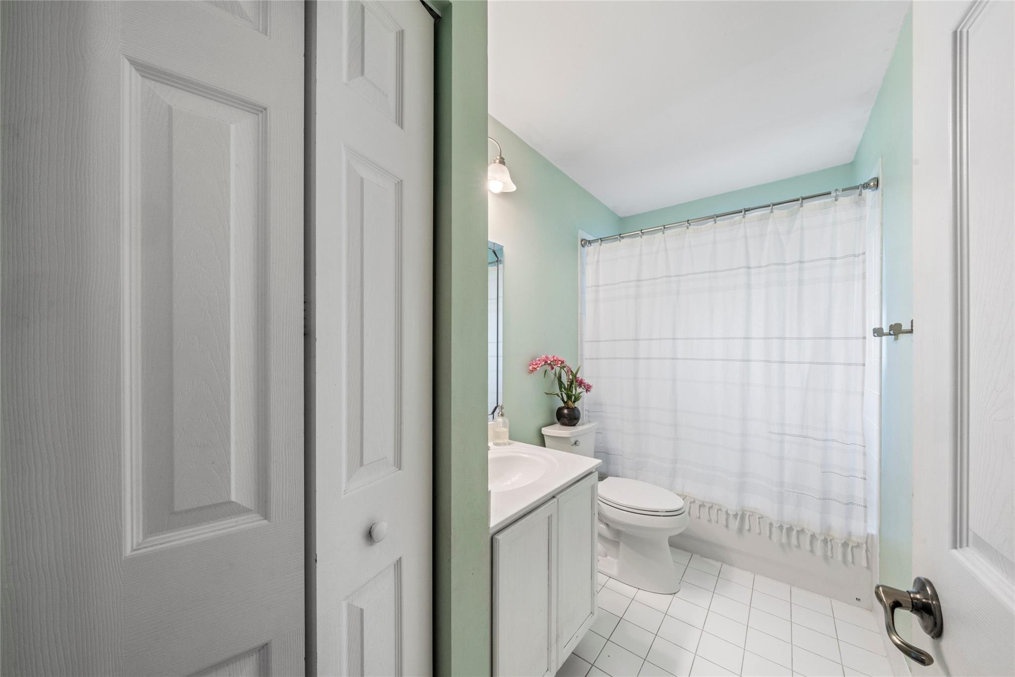 4141 NW 62nd Dr