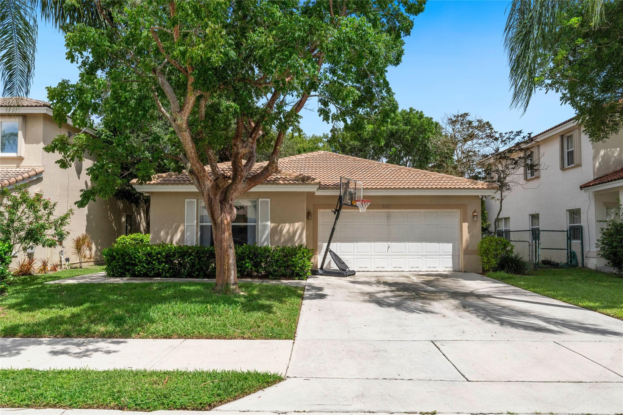 4141 NW 62nd Dr