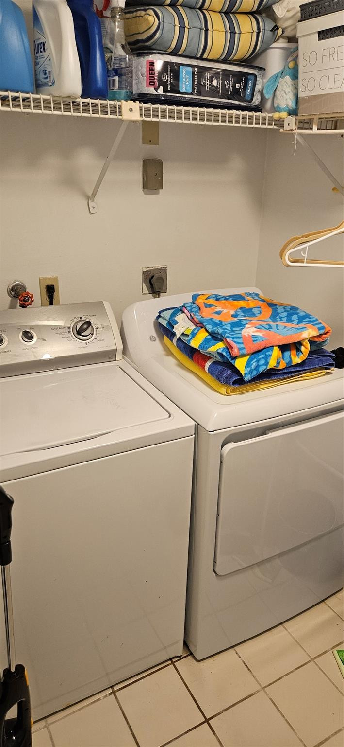 2575 S Ocean Blvd 107S