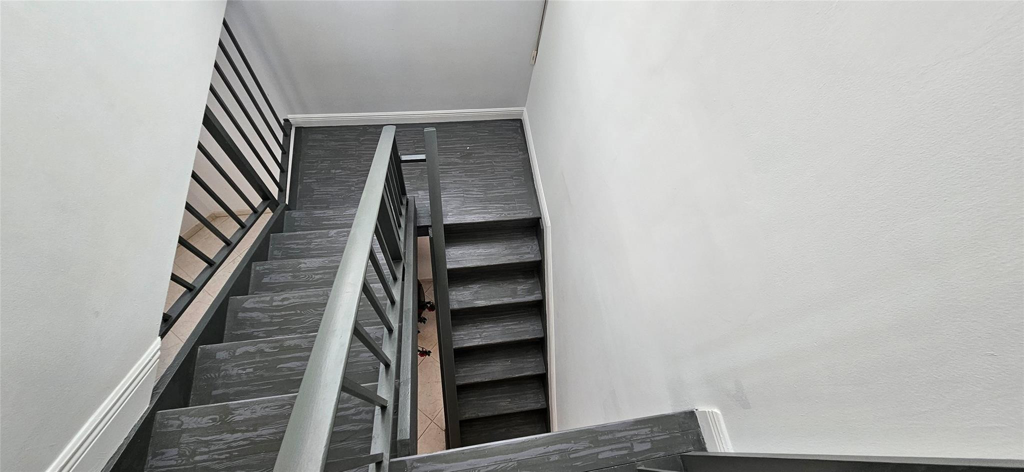 2575 S Ocean Blvd 107S