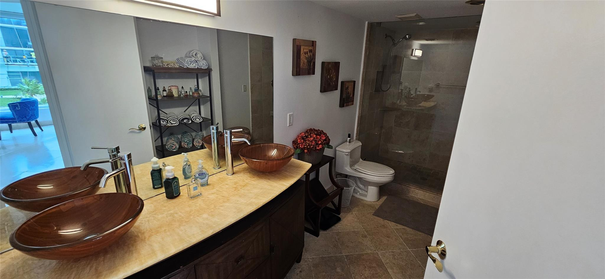 2575 S Ocean Blvd 107S