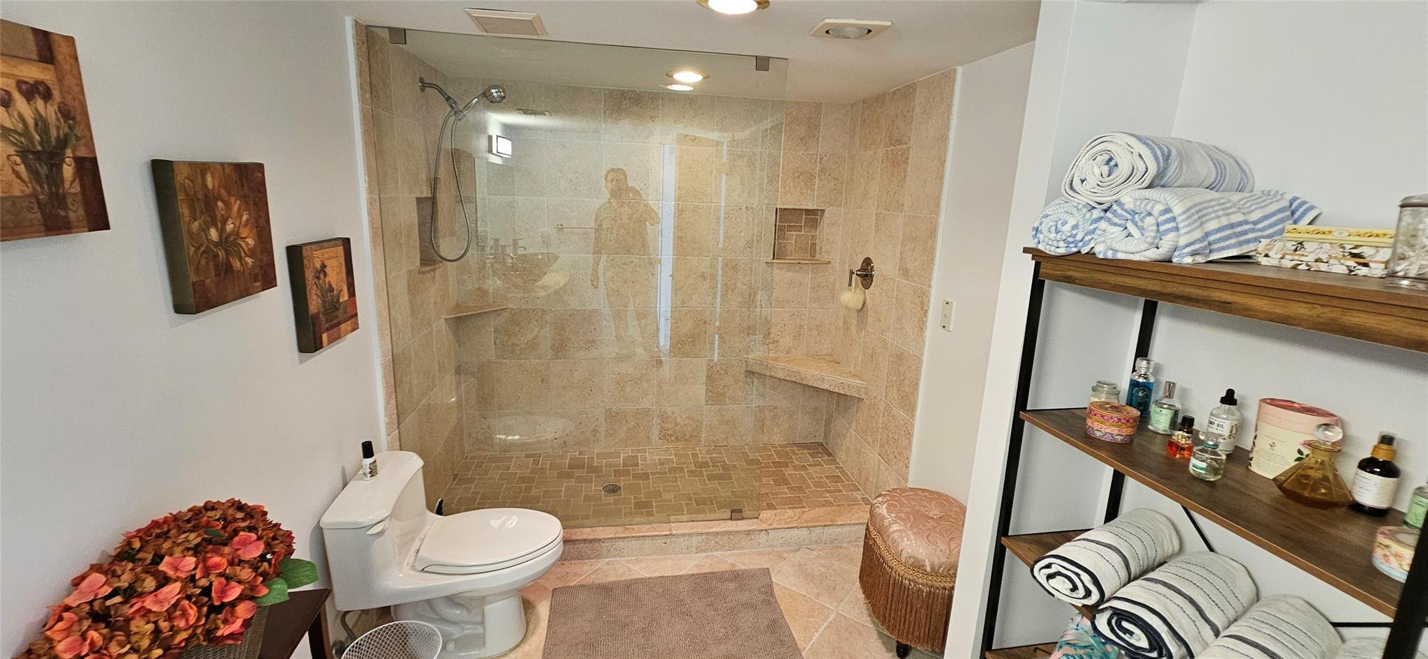 2575 S Ocean Blvd 107S