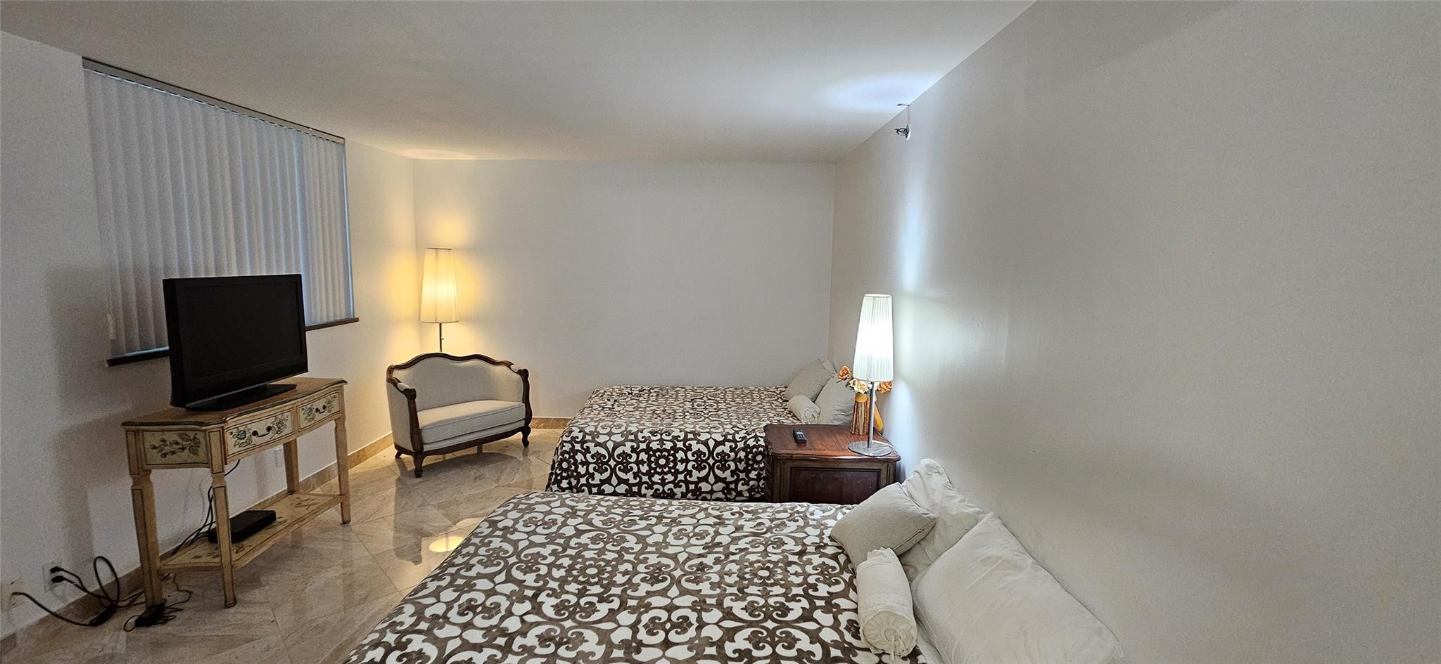 2575 S Ocean Blvd 107S