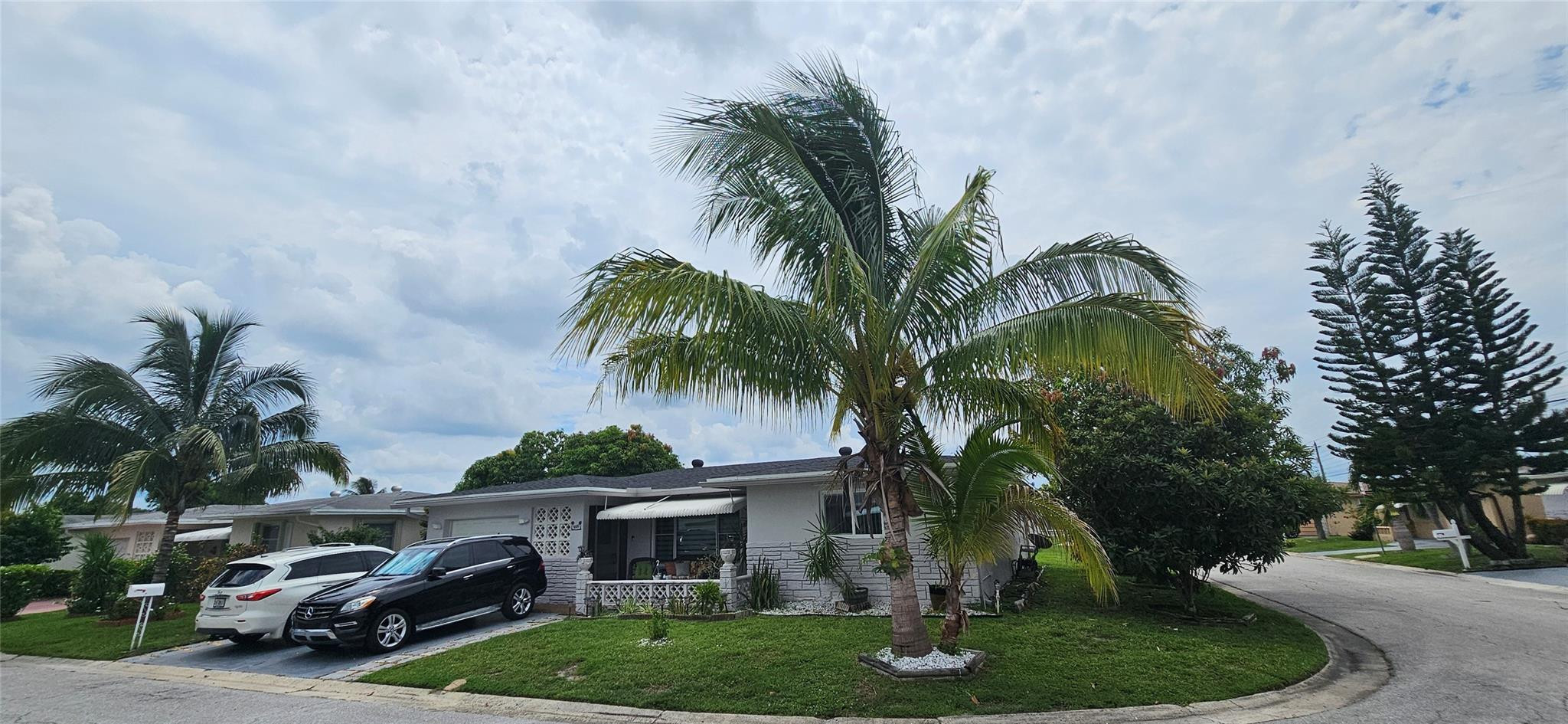 7000 NW 11 ST