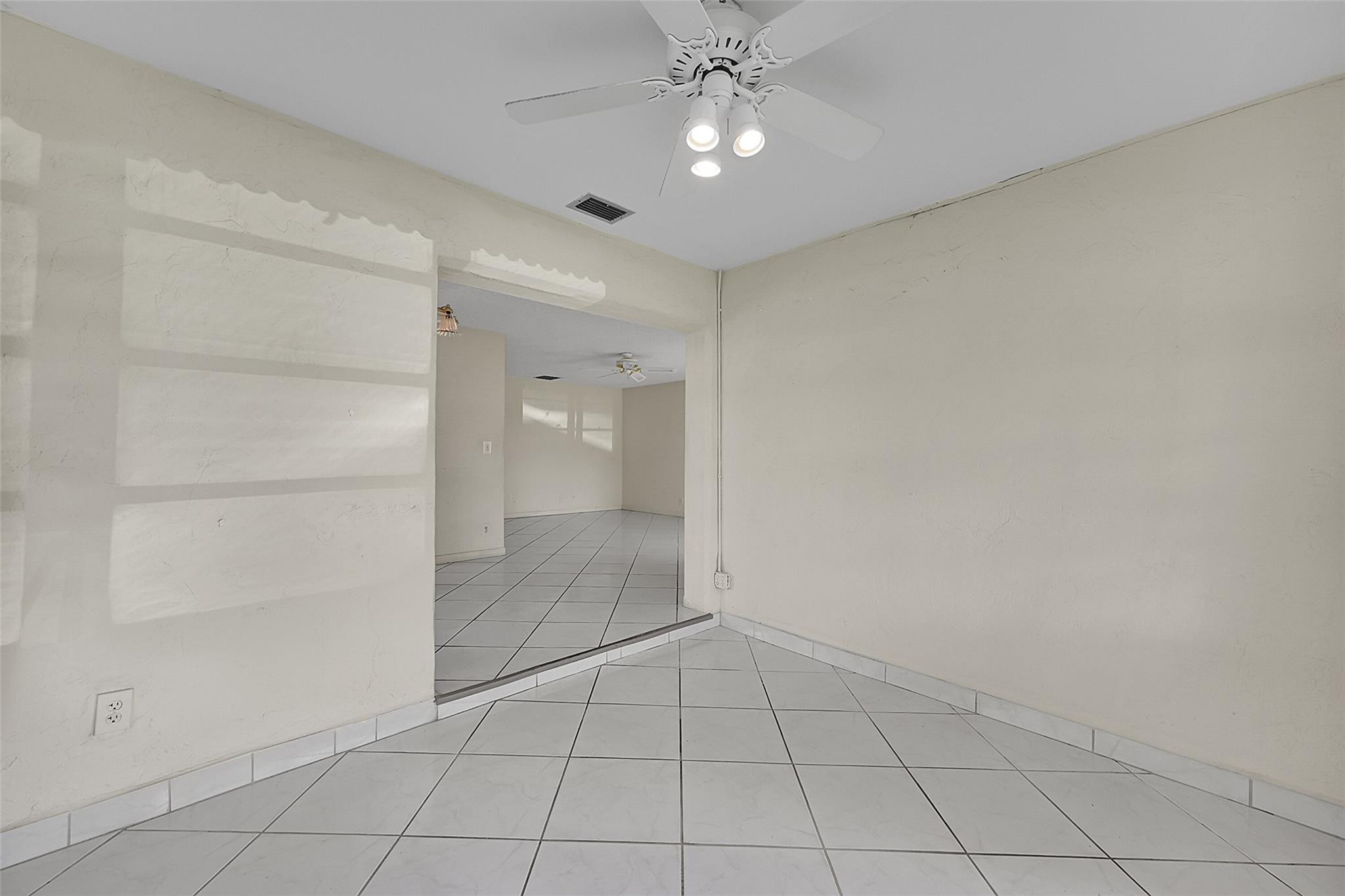 1081 NW 88th Ave A94