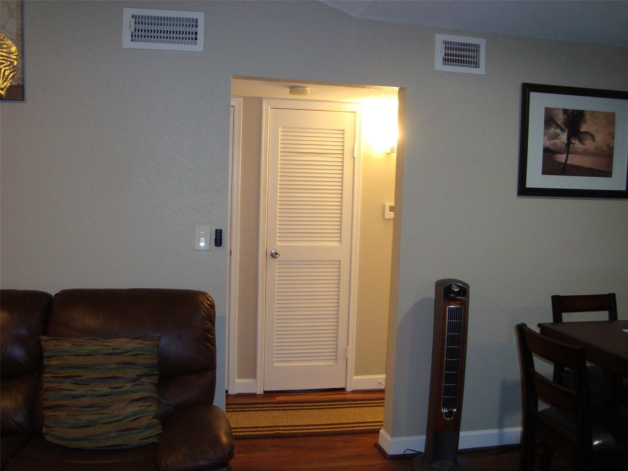 733 Riverside Dr 1232