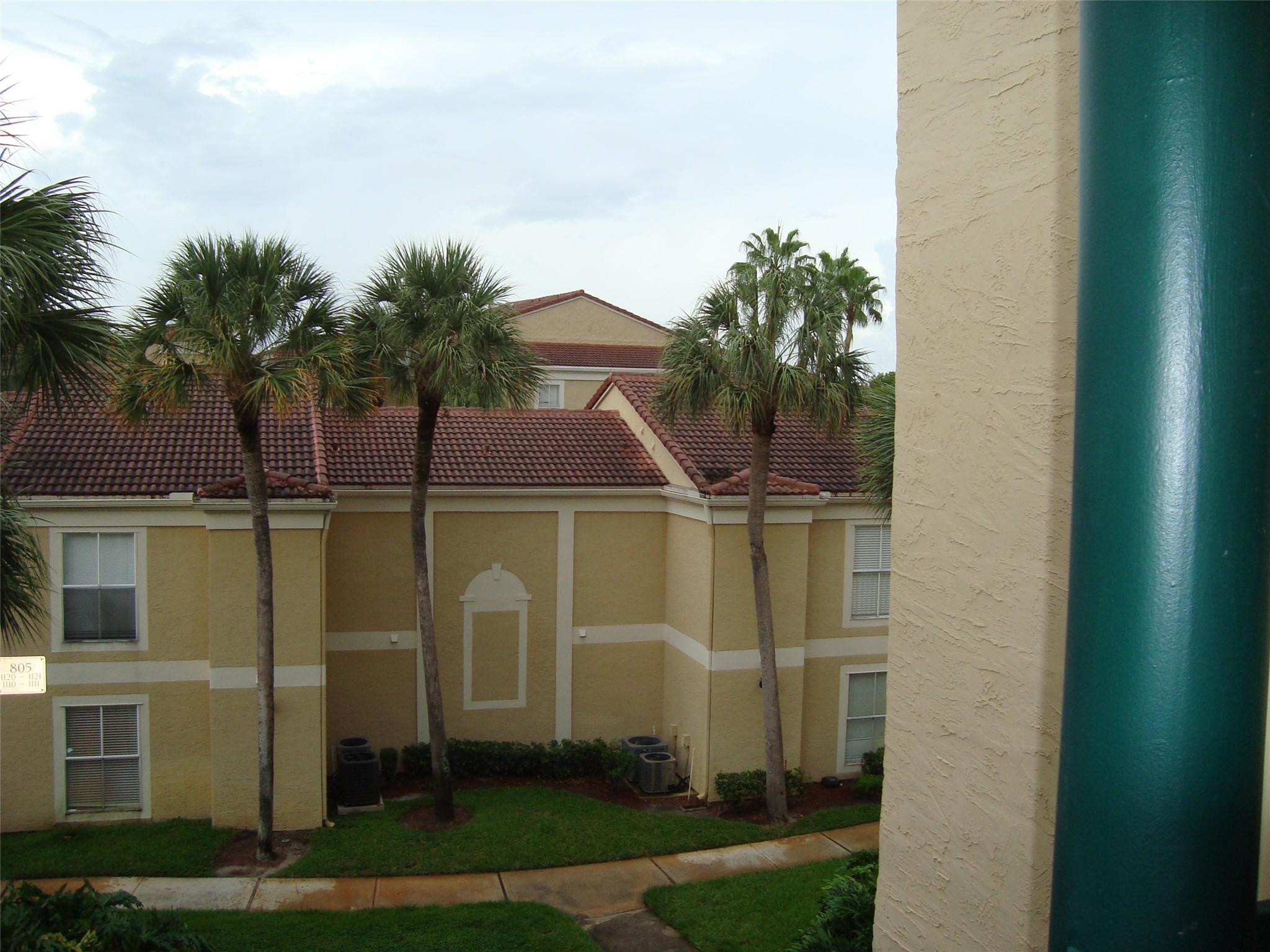 733 Riverside Dr 1232