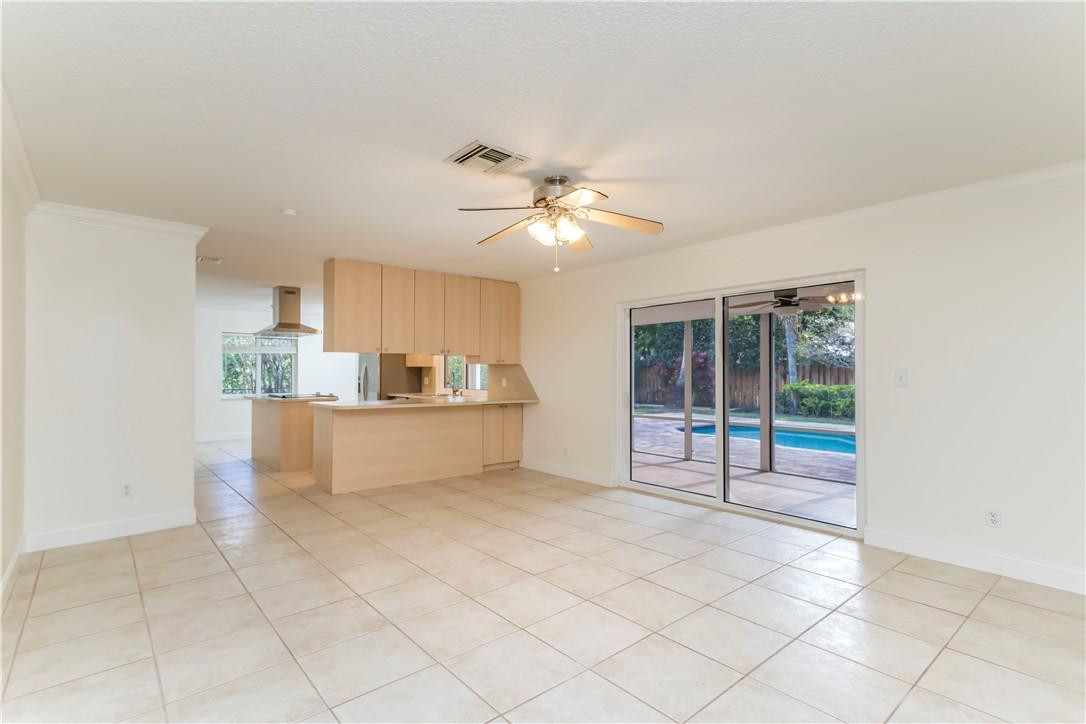 10300 NW 17th St
