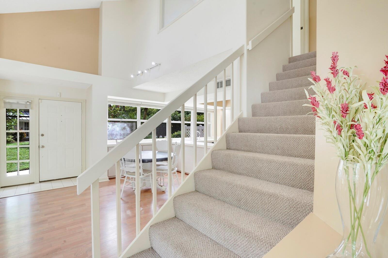 502 Andover Ct