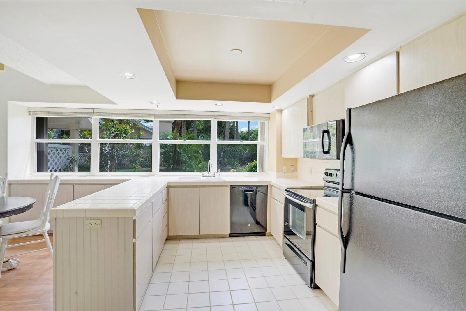 502 Andover Ct