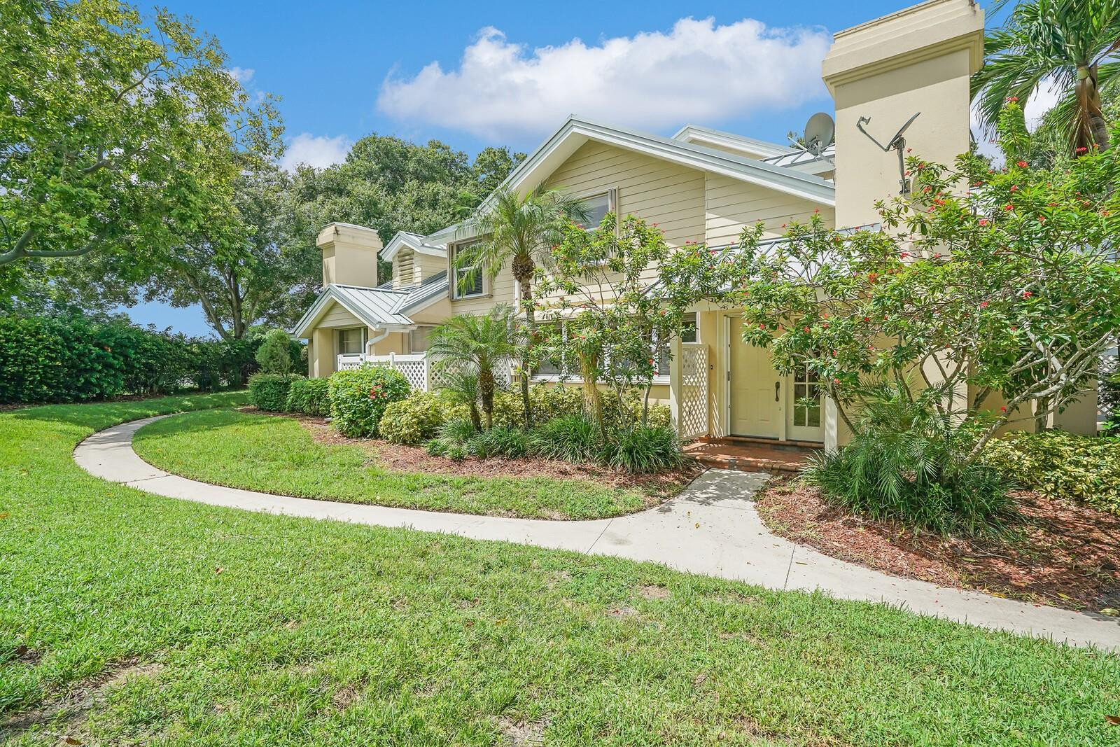 502 Andover Ct