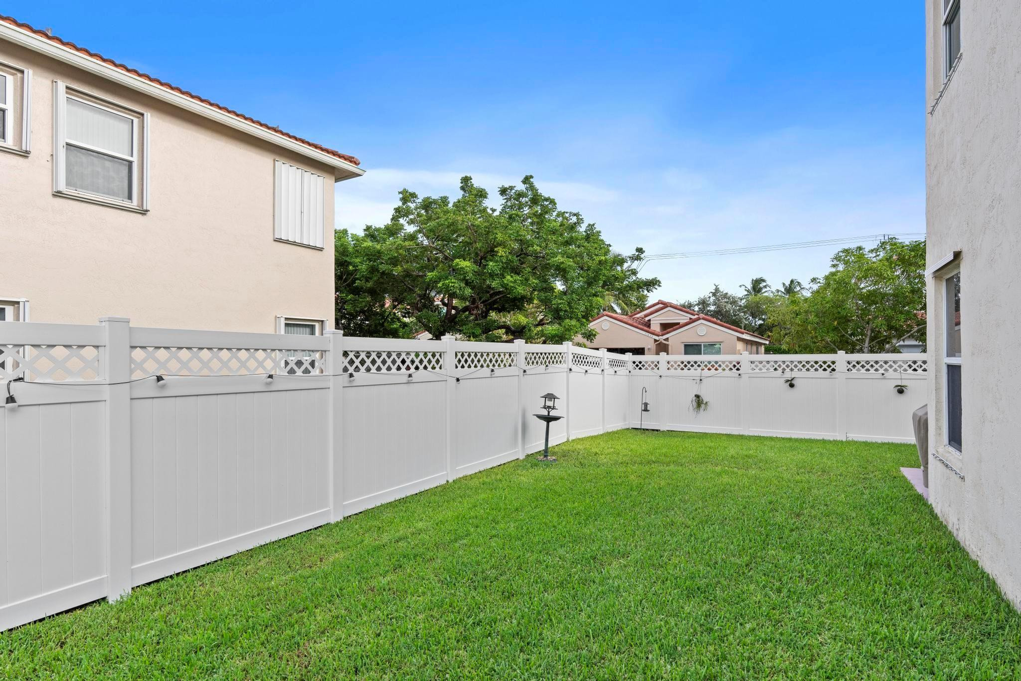 3411 NW 110th Way