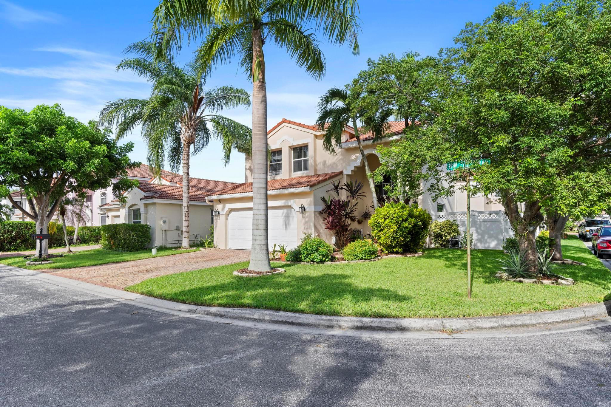 3411 NW 110th Way