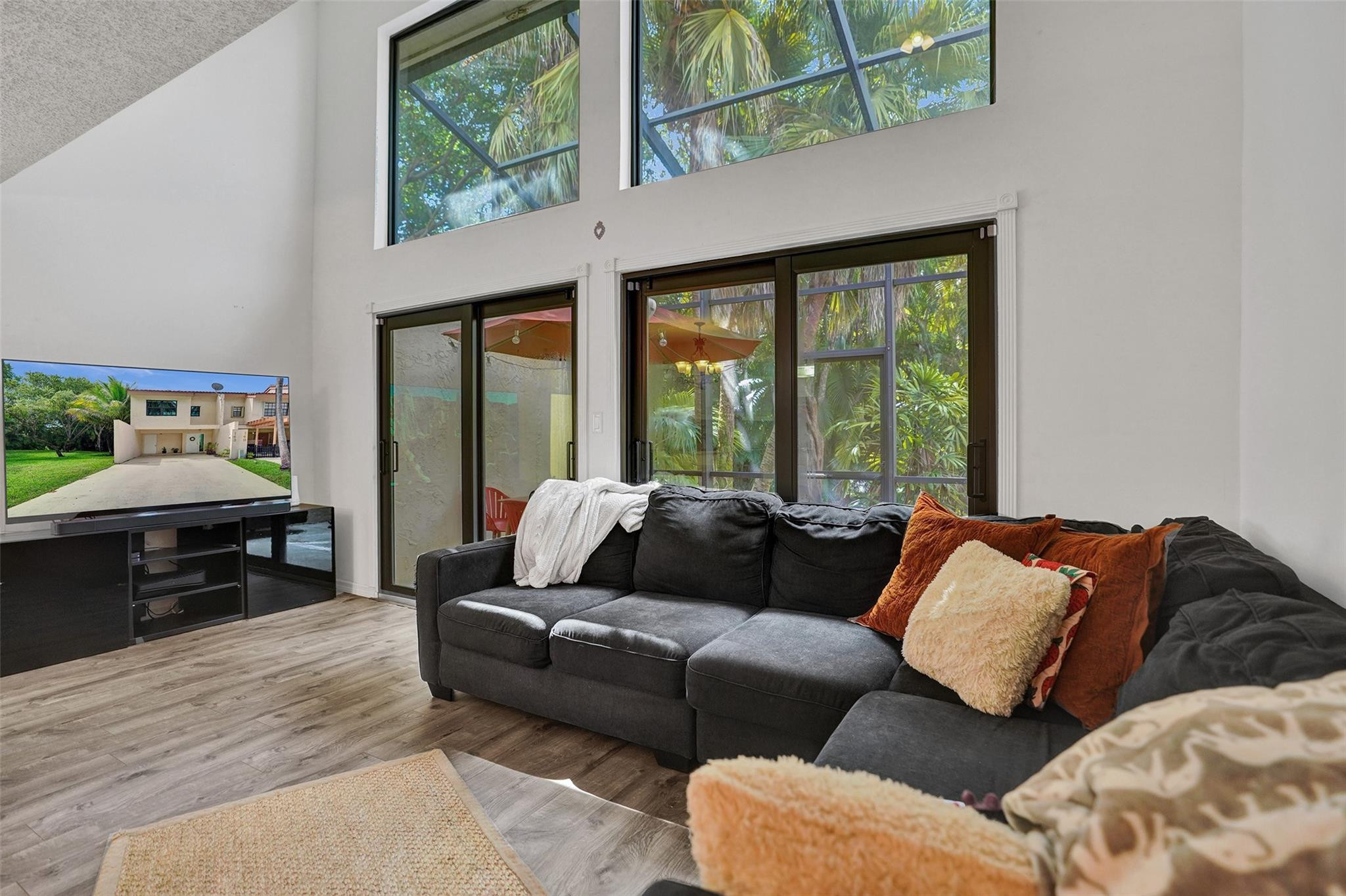 143 NW 45th Ave 1