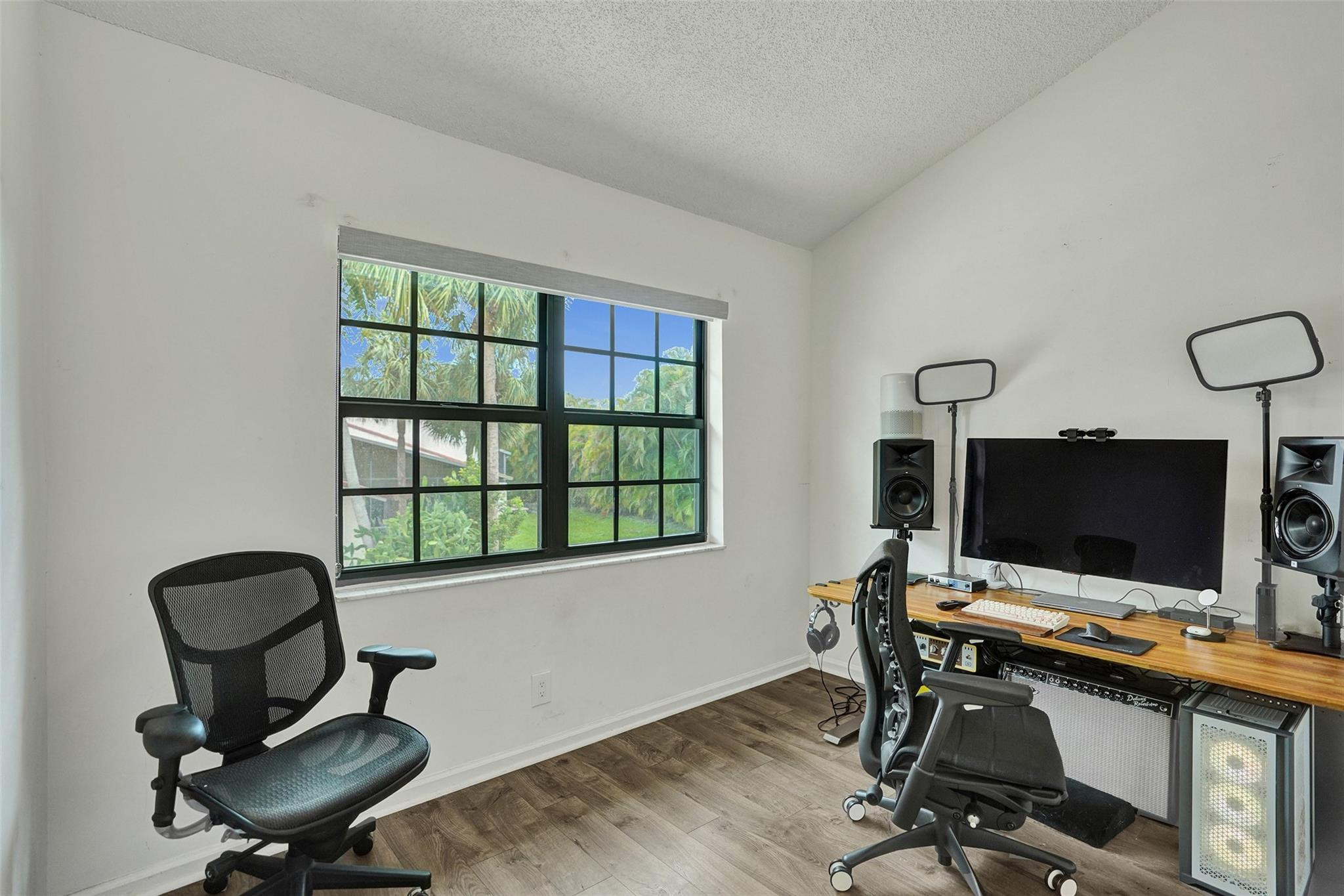 143 NW 45th Ave 1