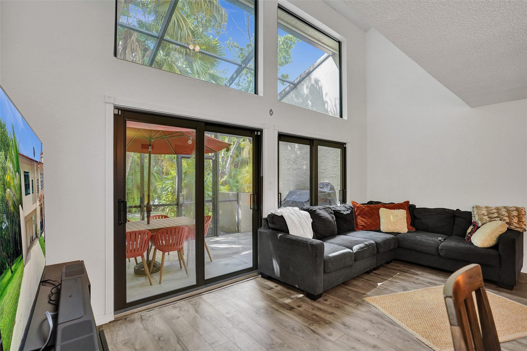 143 NW 45th Ave 1