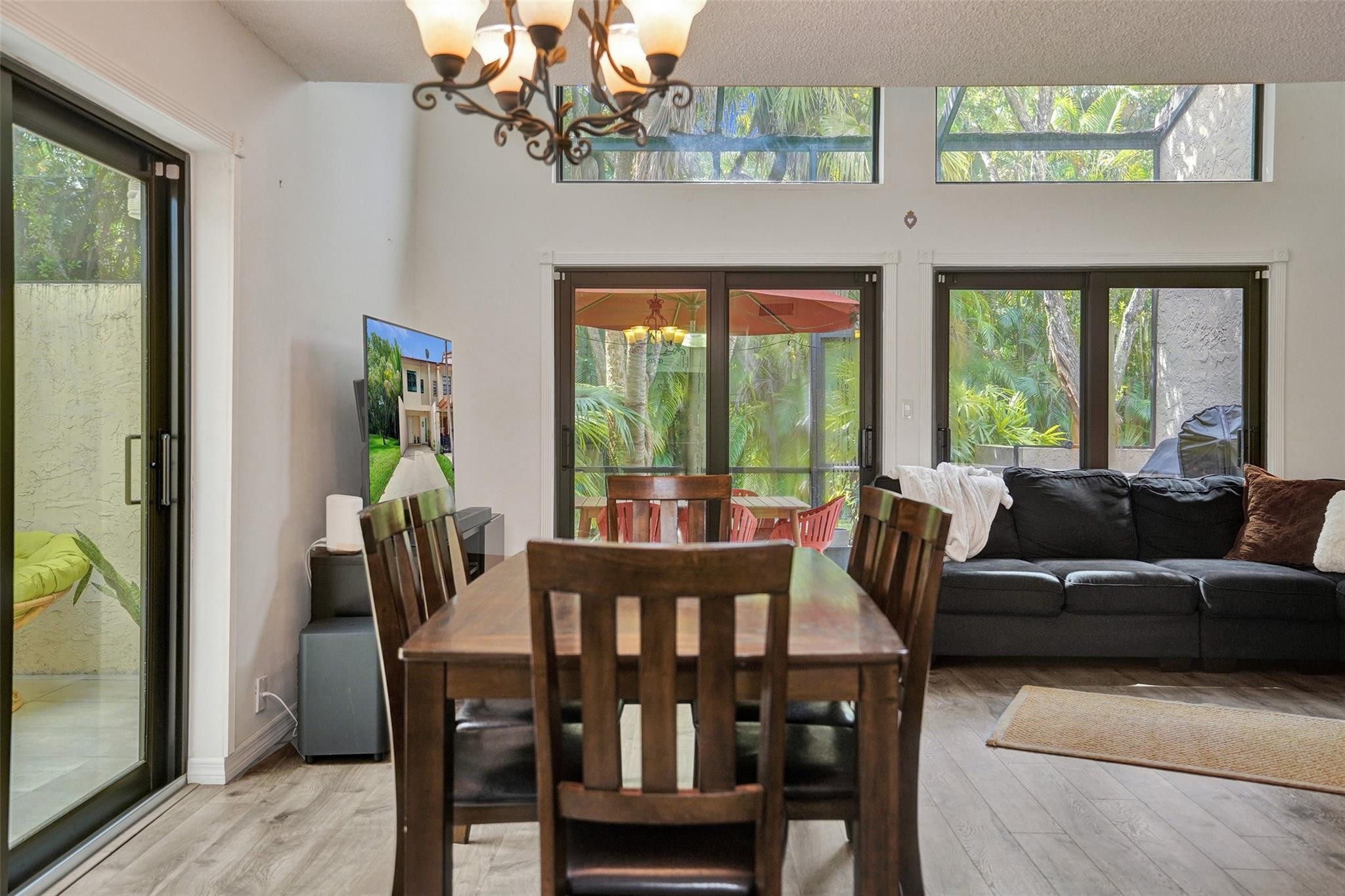 143 NW 45th Ave 1
