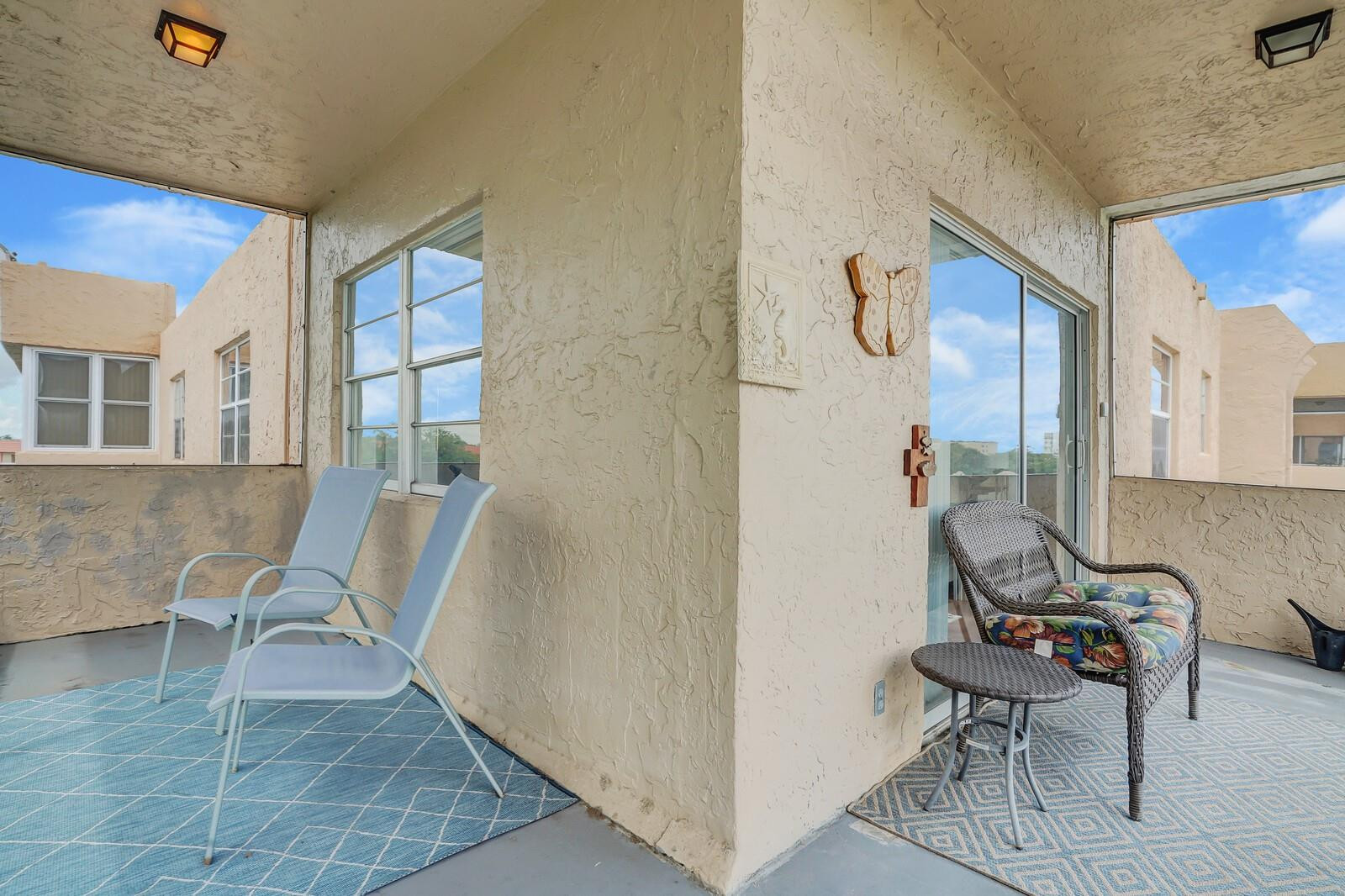 3048 E Sunrise Lakes Dr 418