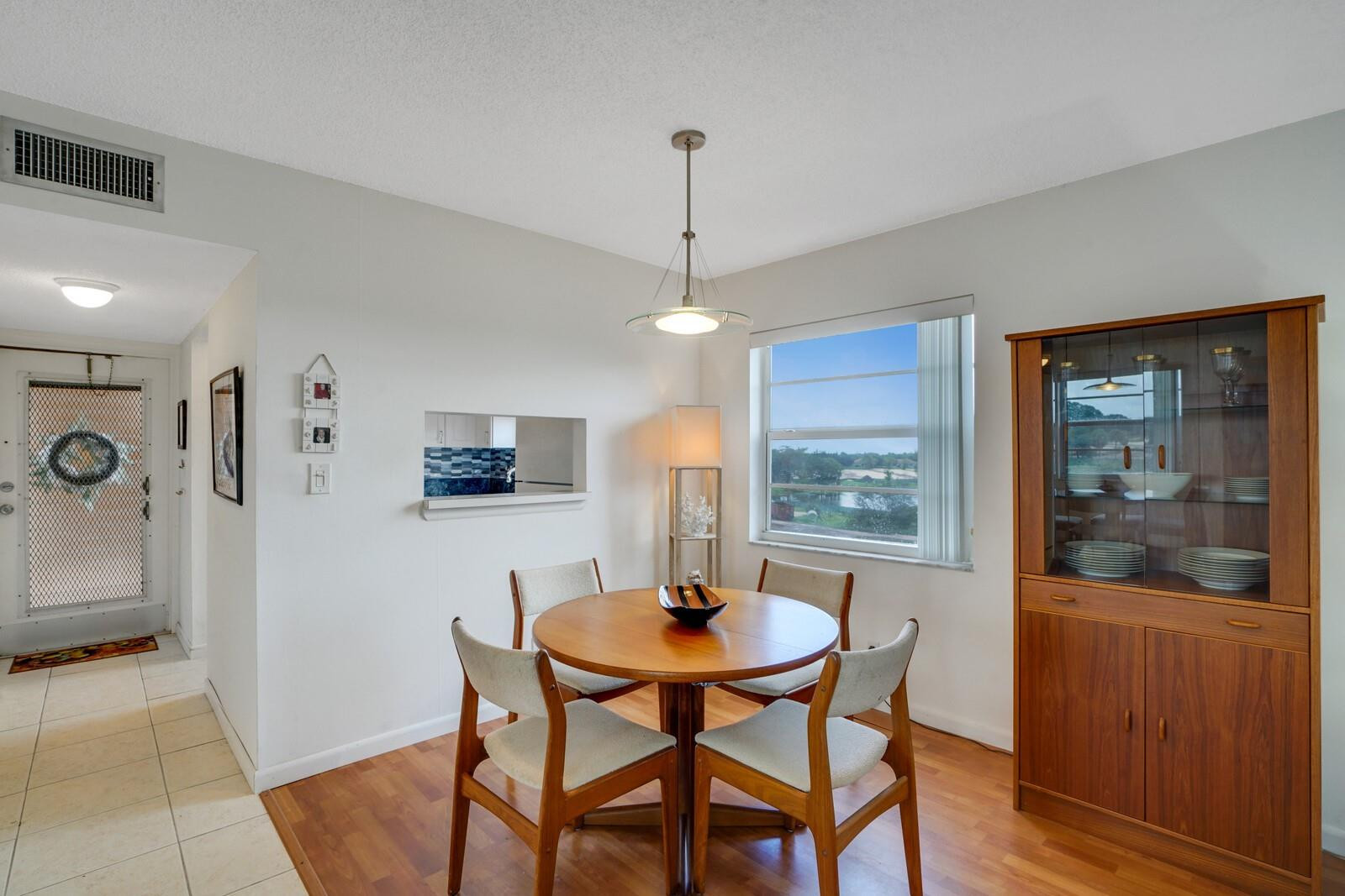 3048 E Sunrise Lakes Dr 418