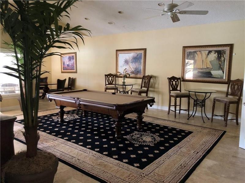 3380 Pinewalk Dr N 1135