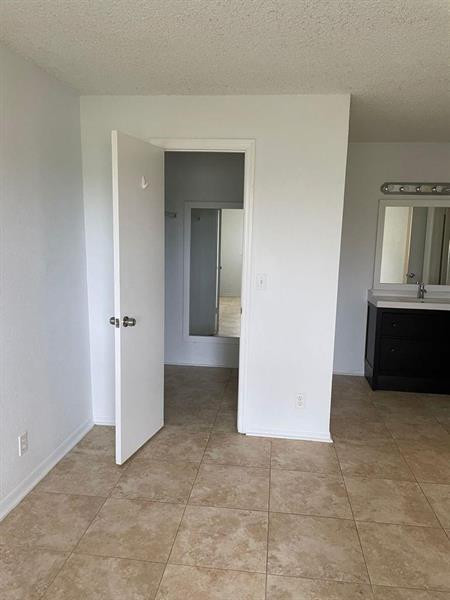 3380 Pinewalk Dr N 1135