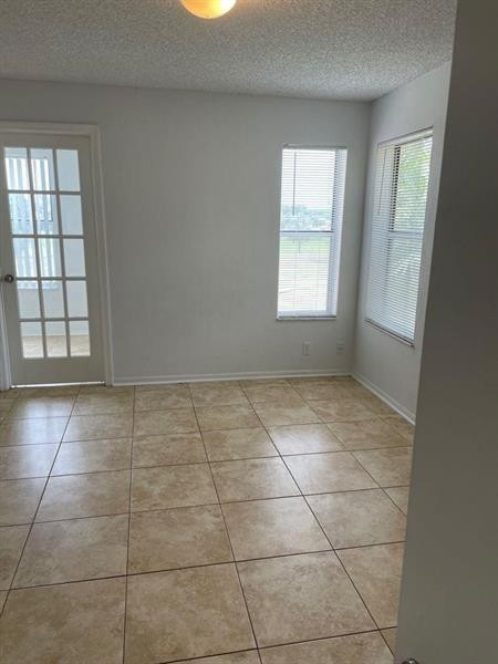 3380 Pinewalk Dr N 1135