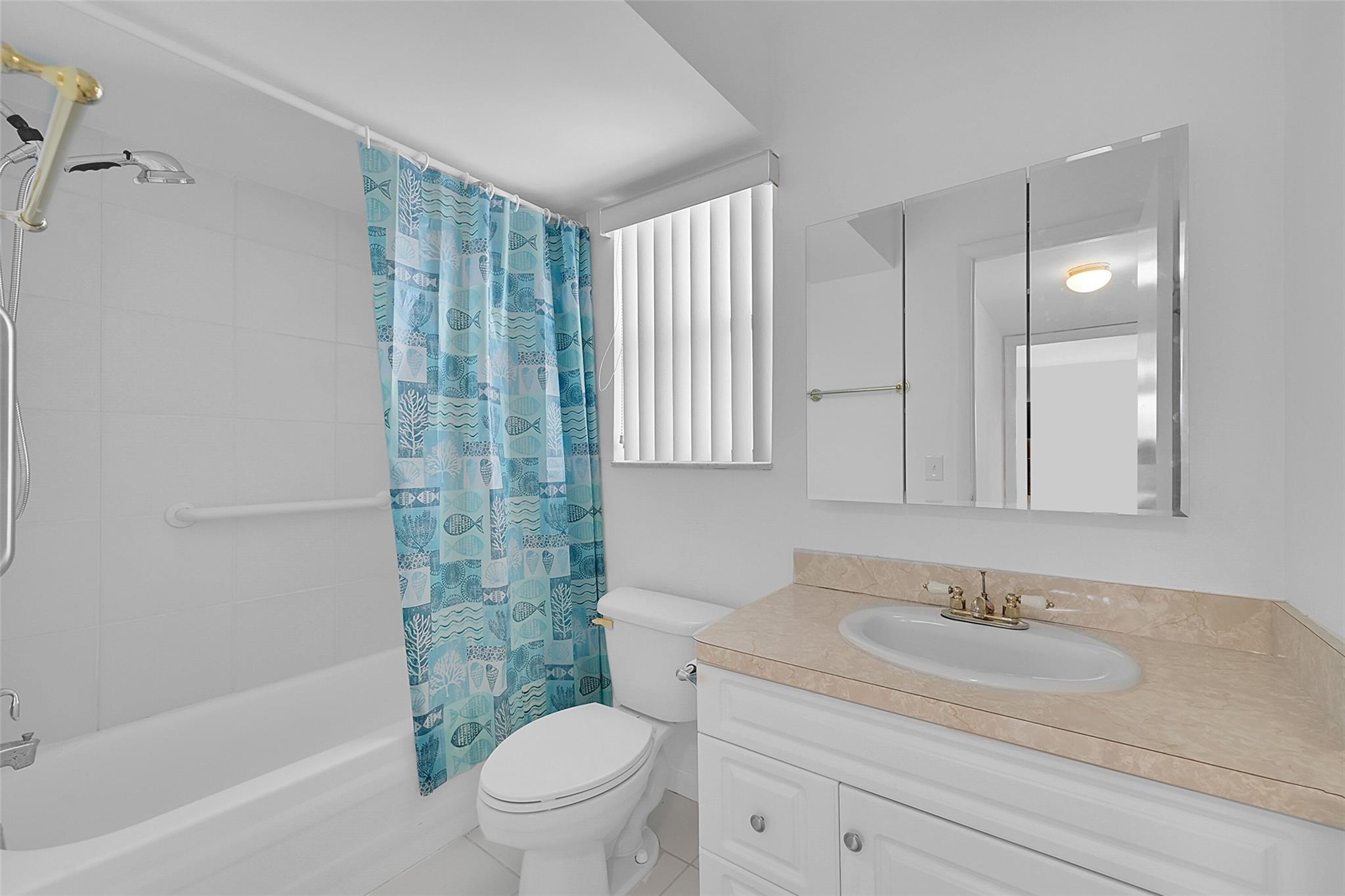 2800 N Pine Island Rd 308