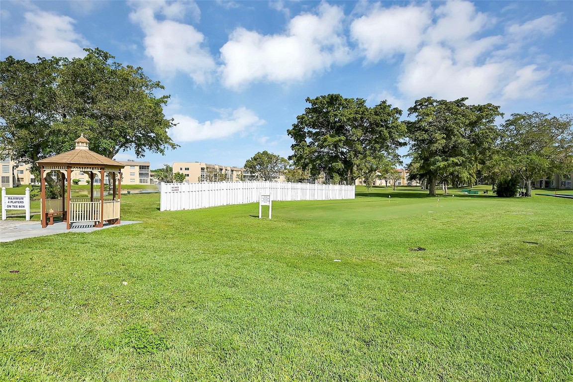 2800 N Pine Island Rd 308