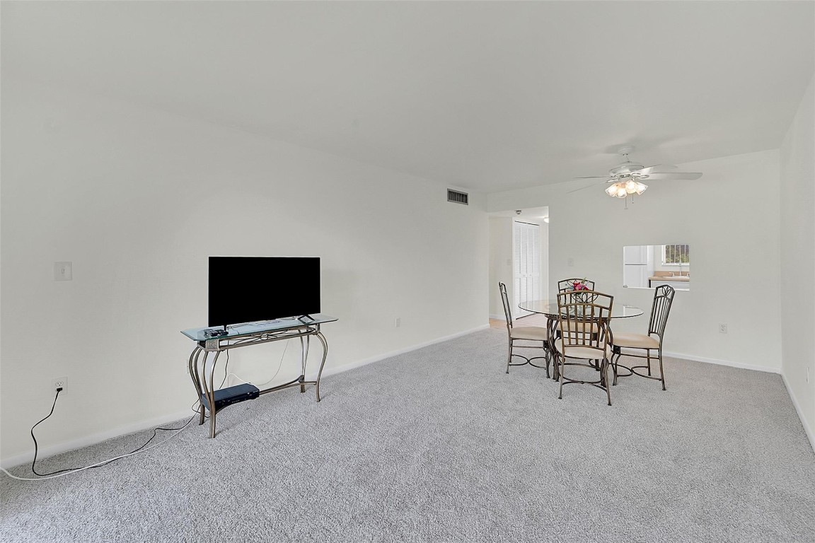 2800 N Pine Island Rd 308