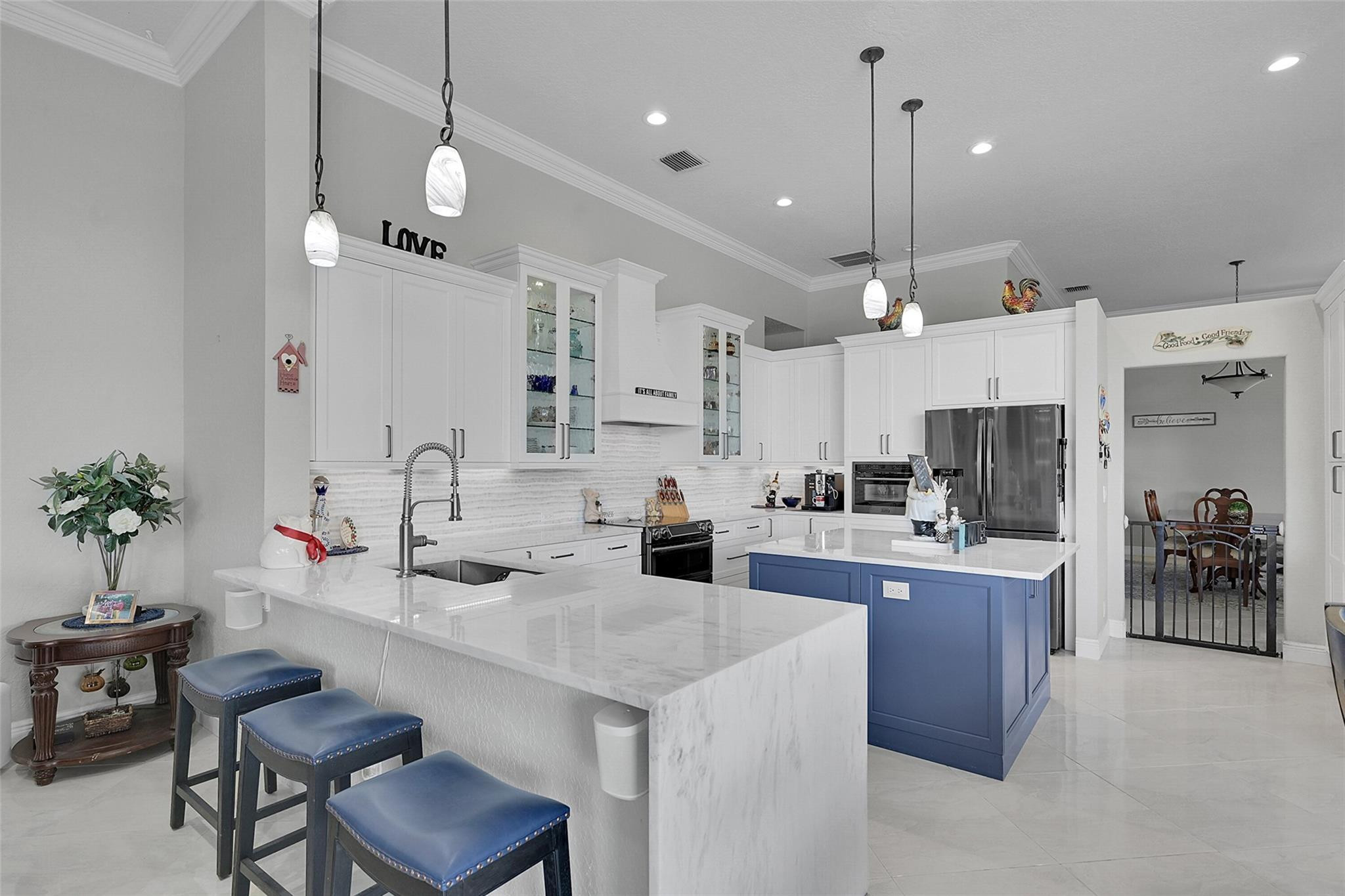 5166 NW 109th Ter